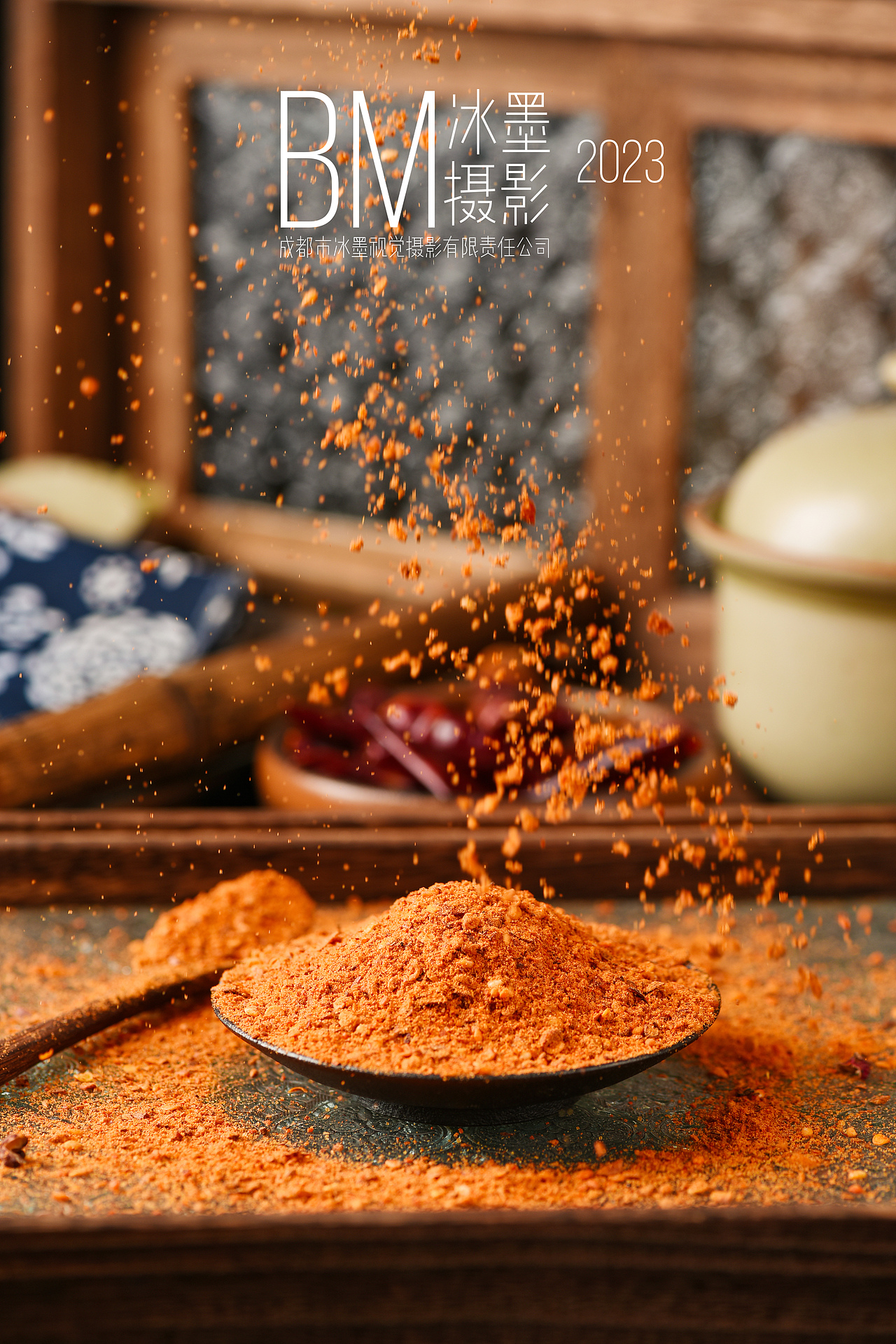 冰墨视觉X辣椒面（图ZMzMxOTMyMTg4） - 产品摄影 - 站酷设计师冰墨视觉广告摄影原创素材 - 站酷ZCOOL