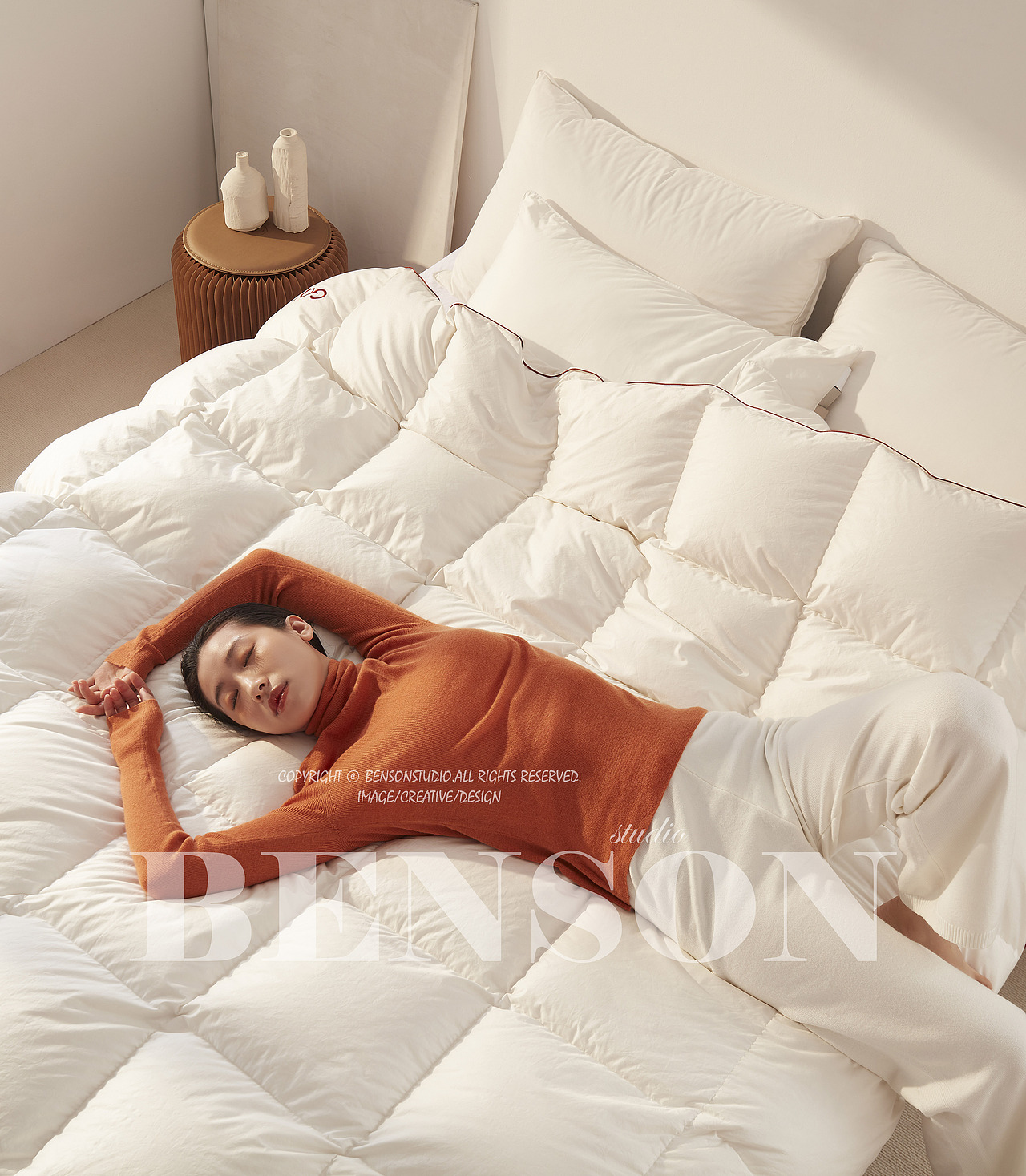 羽绒被芯/羽绒枕芯/国模/电商杭州家纺摄影/网易严选（图ZMzE3Mzg4MjAw） - 产品摄影 - 站酷设计师本森摄影原创素材 - 站酷ZCOOL