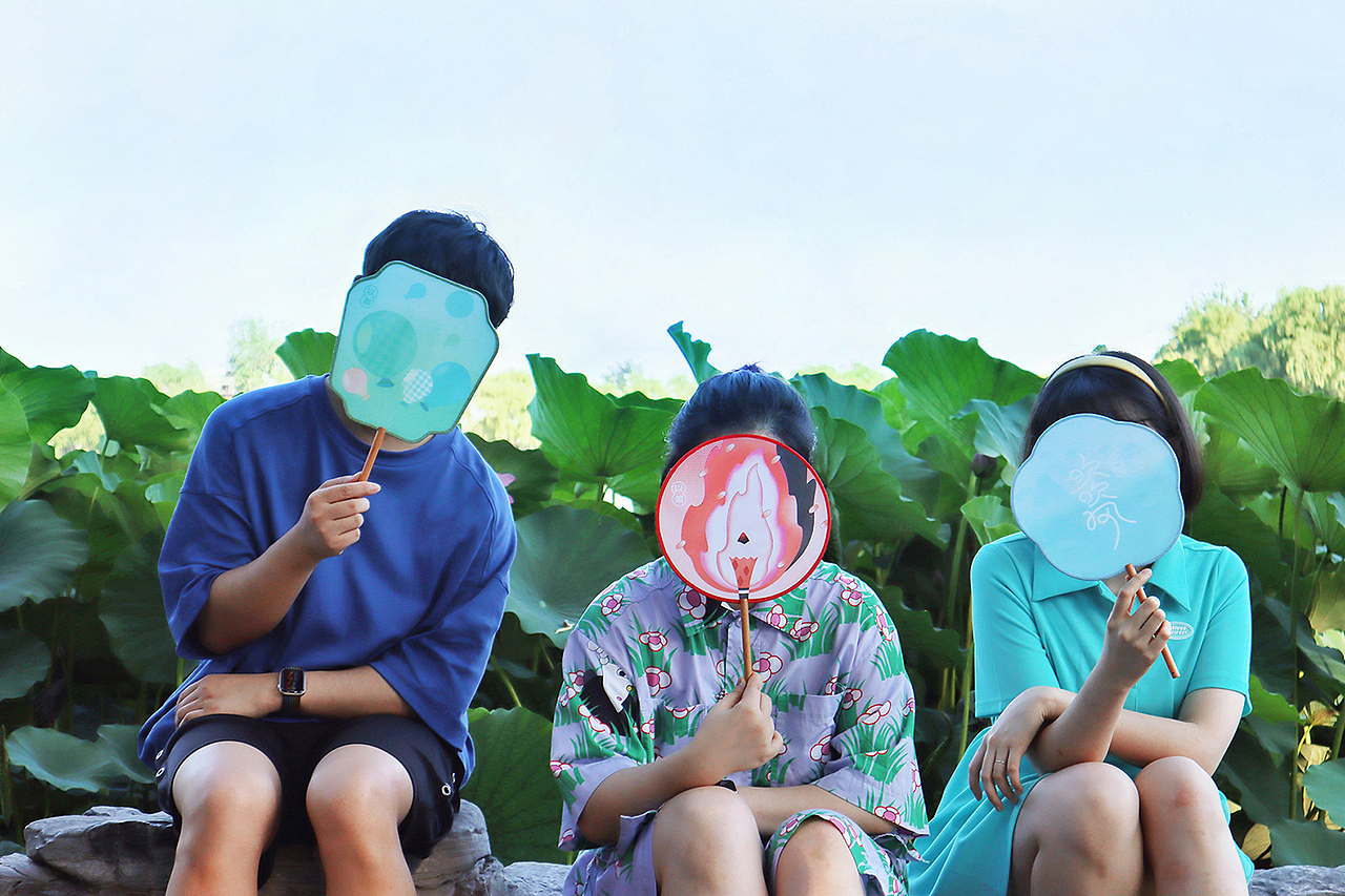 LxU夏至赠扇：对夏天的期待，就从这把扇子开始吧！（图ZMzEwMDQ3NDQ4） - 工艺品设计 - 站酷设计师LxU以乘原创素材 - 站酷ZCOOL