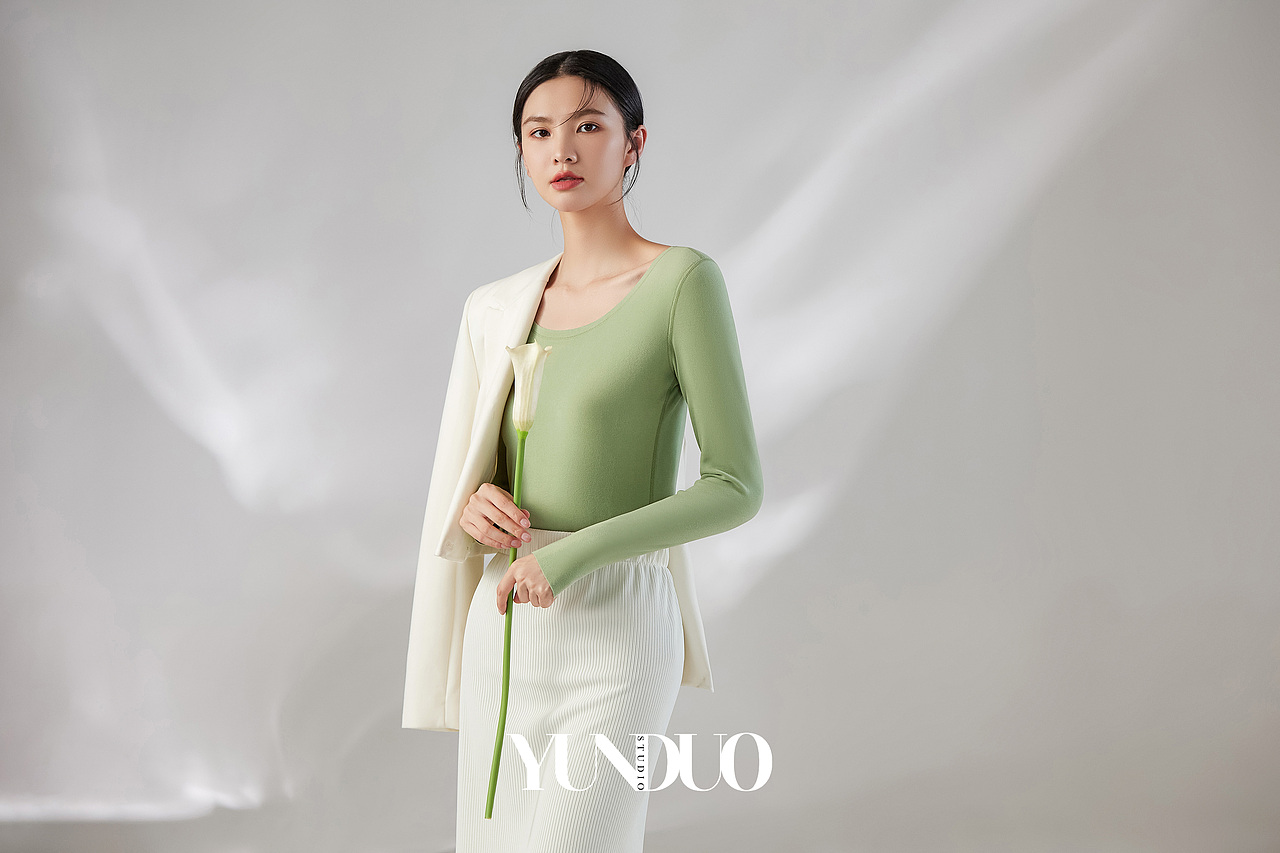 曼朵服饰 保暖内衣 打底衫拍摄（图ZMzIzNTEzNzg0） - 产品摄影 - 站酷设计师陨朵商拍刘大奇原创素材 - 站酷ZCOOL