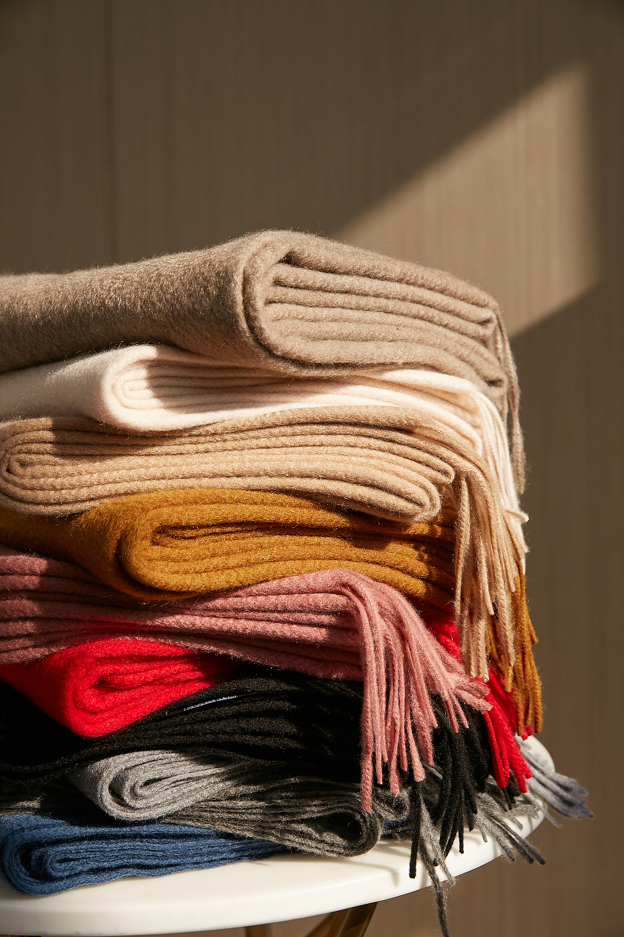 十色羊绒围巾静物拍摄