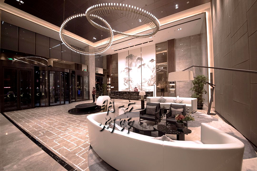 美爵酒店大堂创意吊灯定制