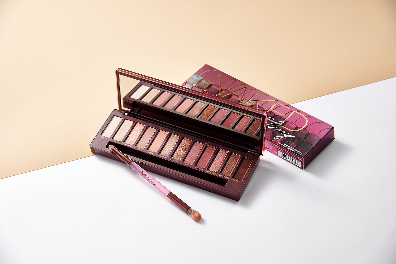 美妆-化妆品-UrbanDecay衰败城市眼影拍摄（图ZMzAwNDc4OTY4） - 产品摄影 - 站酷设计师迈阔文化原创素材 - 站酷ZCOOL