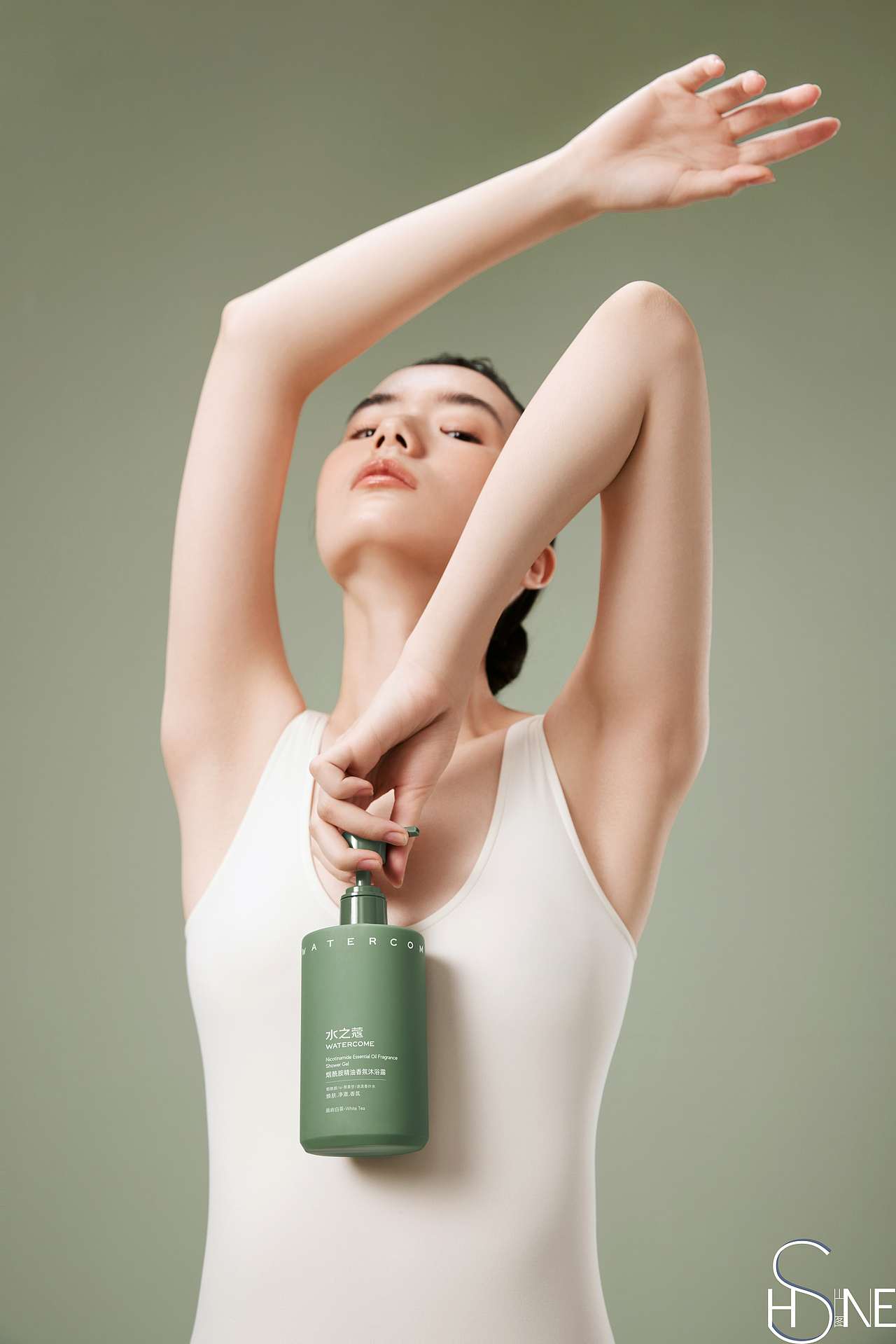 一组护肤品平面拍摄