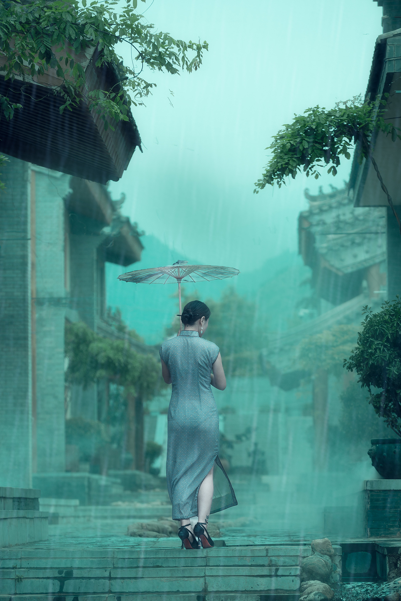 情深深雨蒙蒙（图ZMzAwODUzOTEy） - 人像摄影 - 站酷设计师西安愚公原创素材 - 站酷ZCOOL