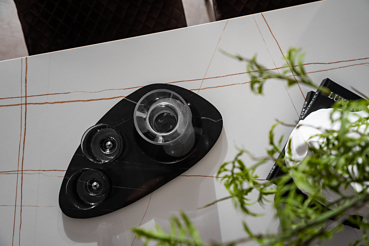 INNEST意巢设计:星樾·山畔样板间,现代简约风的典范