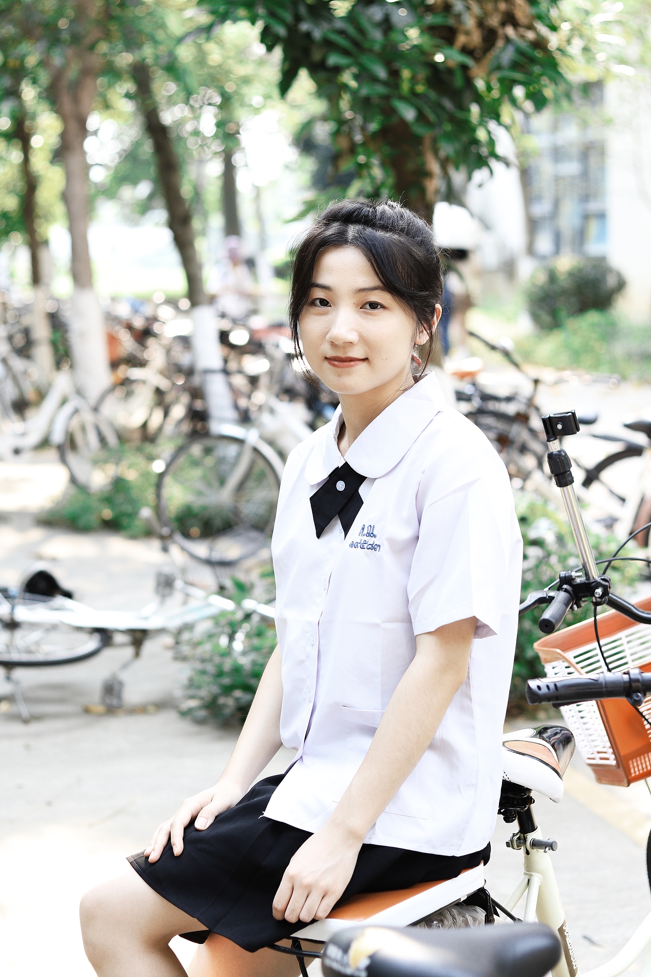 先拍照再拥抱||日系跟拍多人毕业照(一)