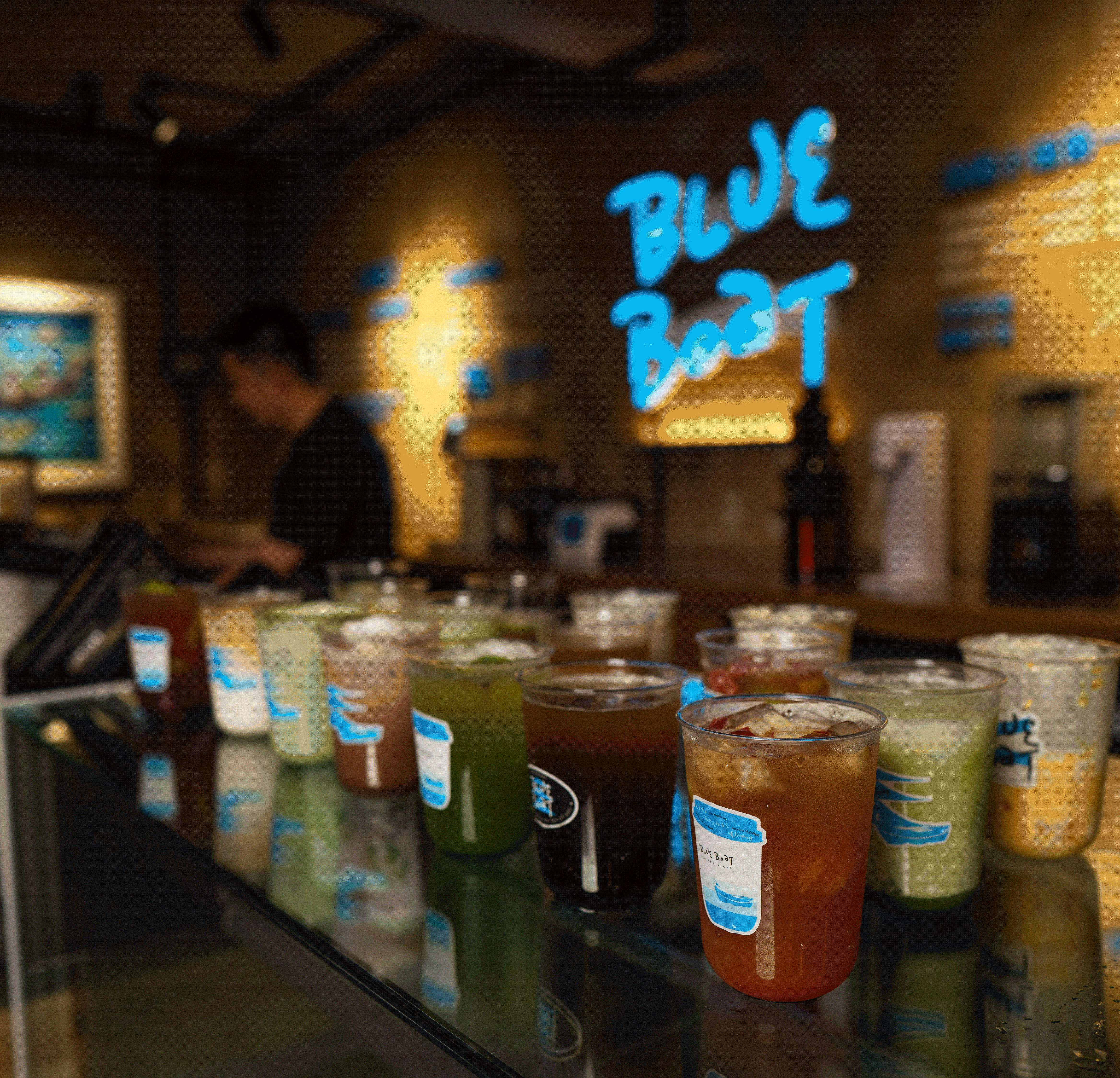 美术馆咖啡品牌全案视觉设计｜Blue Boat（图ZMzQ4NjYzNzI0） - 品牌 - 站酷设计师SayMeow免贵姓猫原创素材 - 站酷ZCOOL