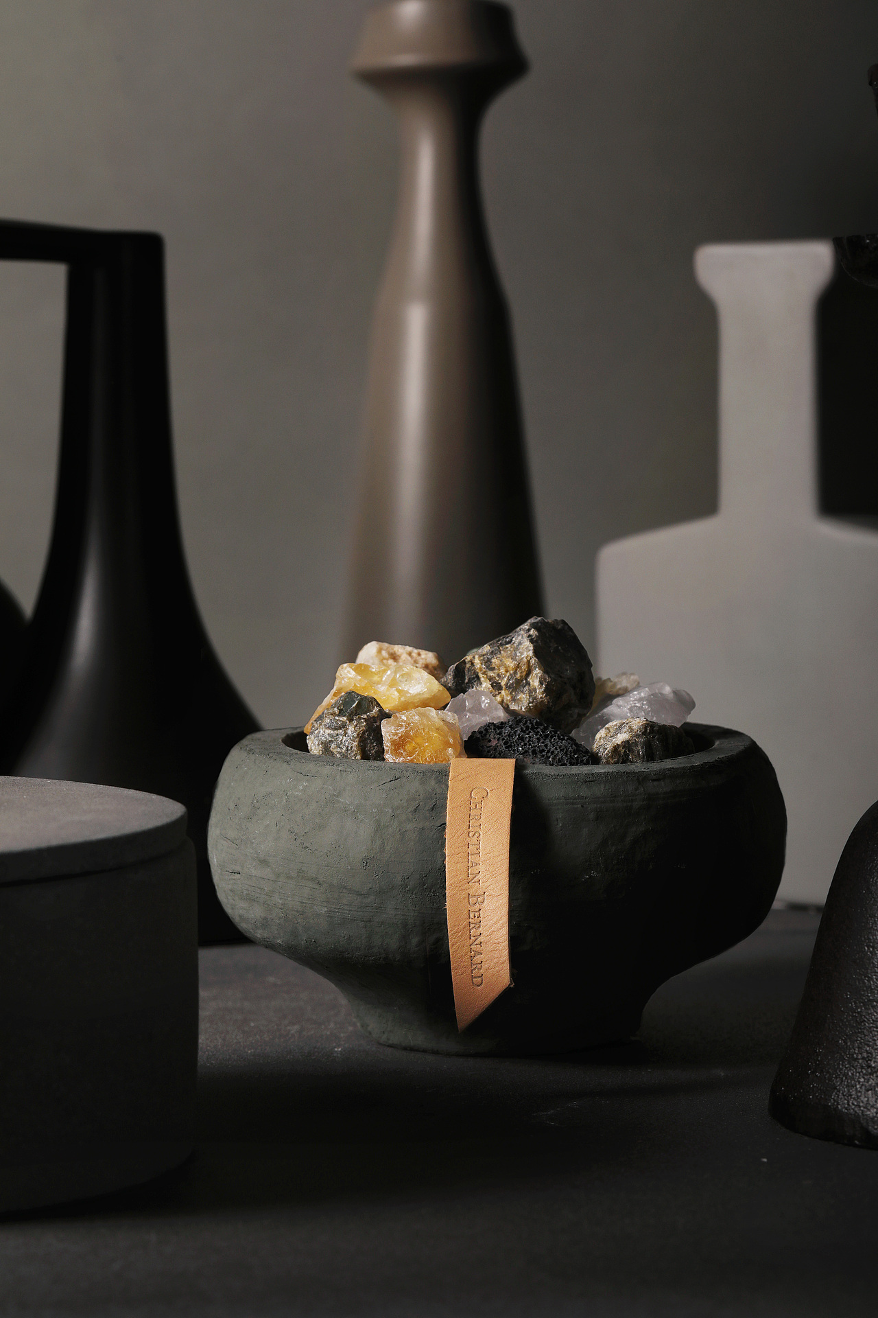 玄静——侘寂艺术晶石香薰（图ZMzY2NDExODc2） - 产品摄影 - 站酷设计师赞璞生活馆原创素材 - 站酷ZCOOL