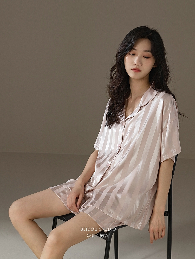 模特小咪拍摄 睡衣拍照 居家服拍摄