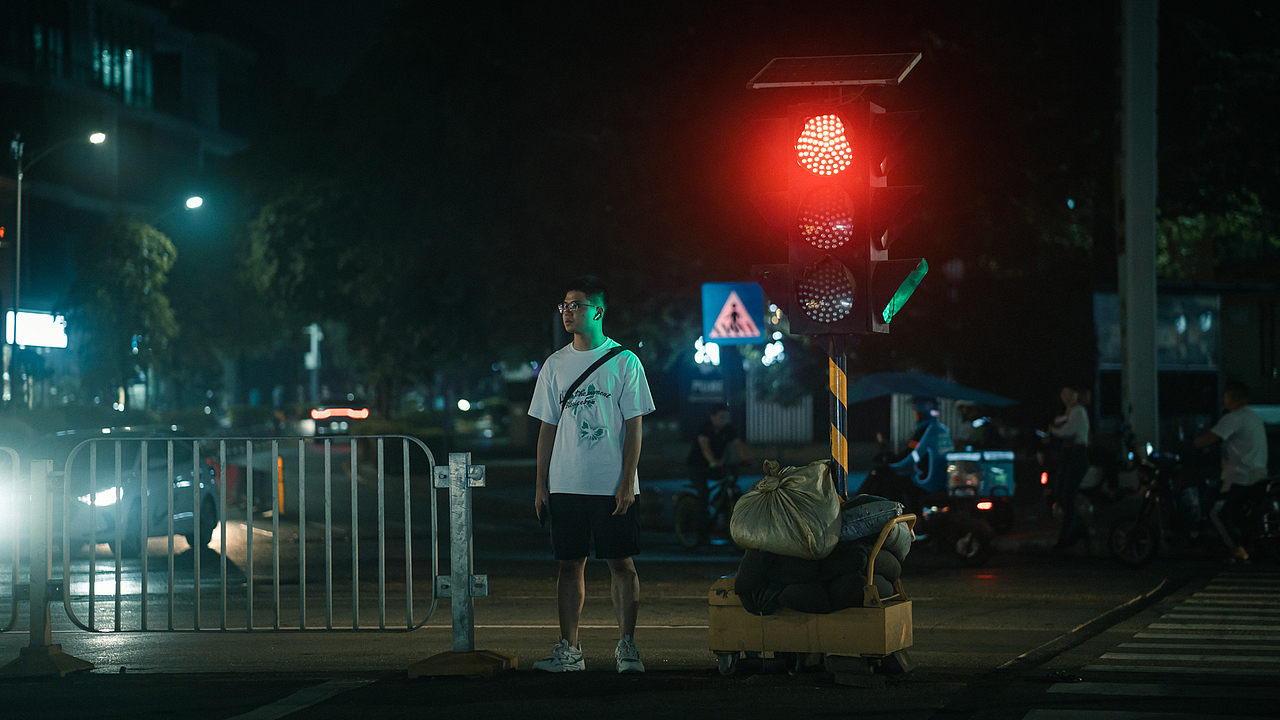 独在异乡为异客（图ZMzYyMjU0OTA4） - 人文/纪实摄影 - 站酷设计师Lee亮先森原创素材 - 站酷ZCOOL