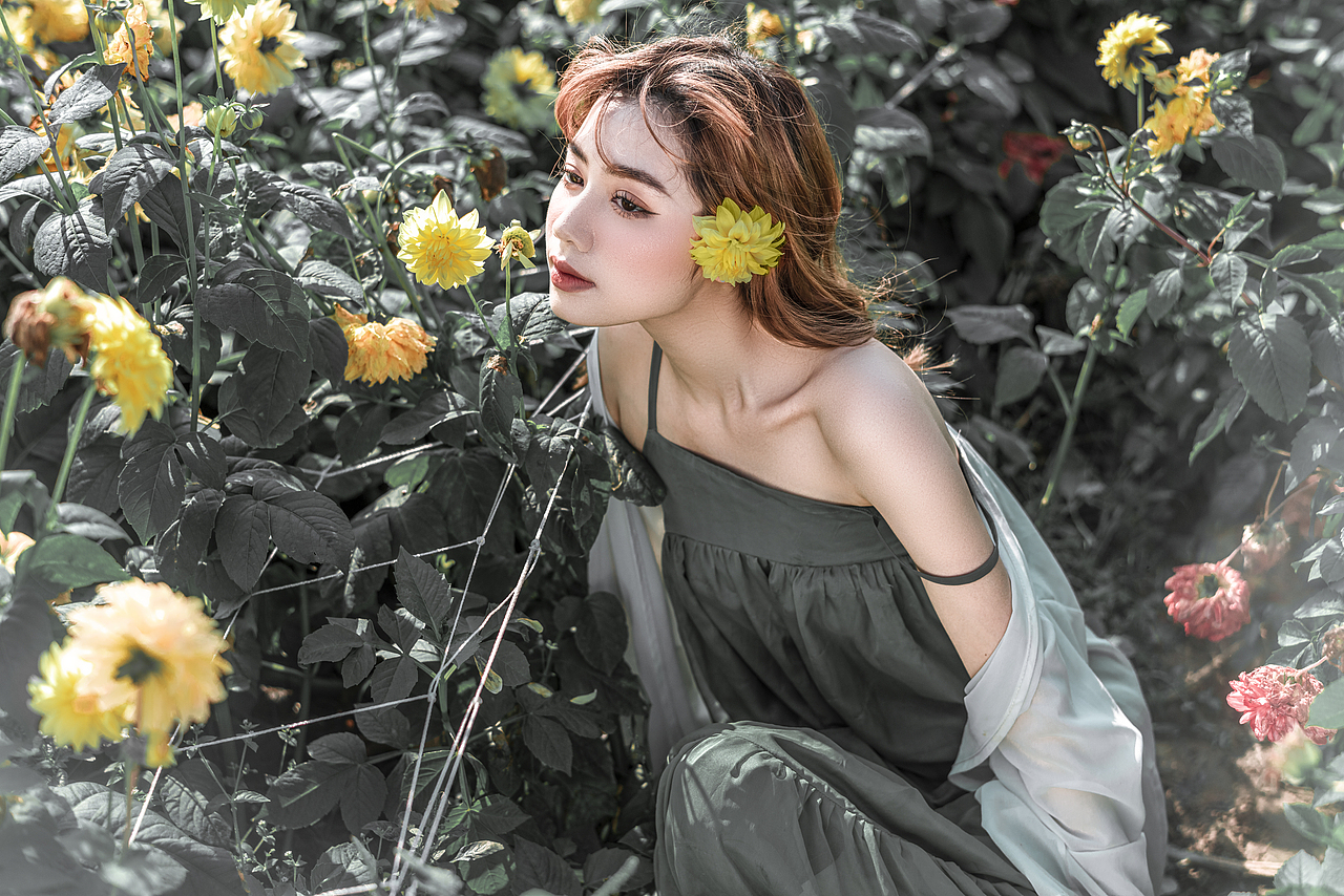 秋至带不走春意（图ZMzExOTkxODky） - 修图/后期 - 站酷设计师看山是不是山原创素材 - 站酷ZCOOL