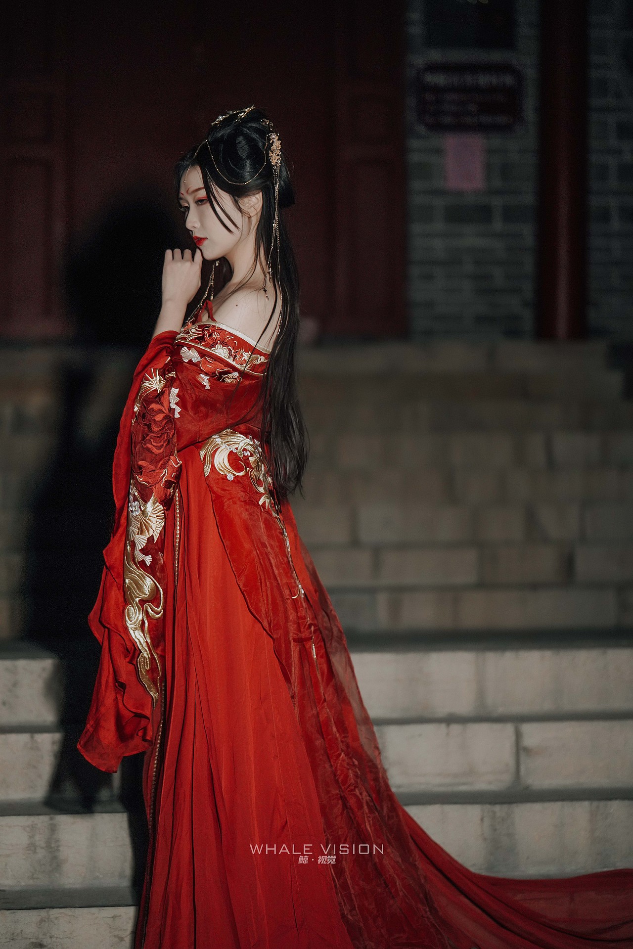 曼珠沙华【汉服】（图ZMzIwMDUzMDM2） - 人像摄影 - 站酷设计师摄影师Whale原创素材 - 站酷ZCOOL