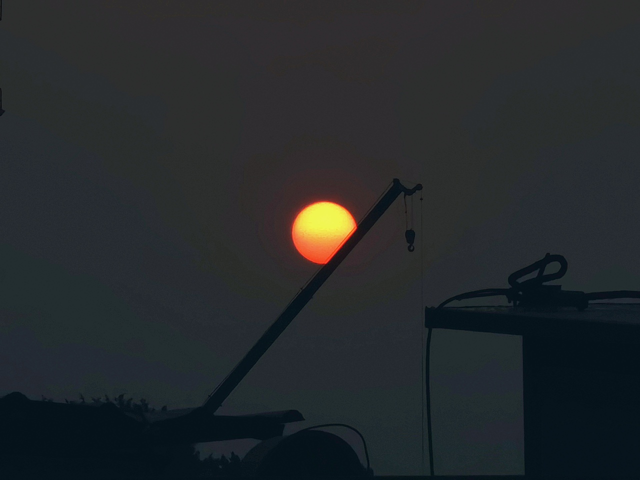 日出日落（图ZMzUyNDY1Mjgw） - 风光摄影 - 站酷设计师园游会有缘原创素材 - 站酷ZCOOL