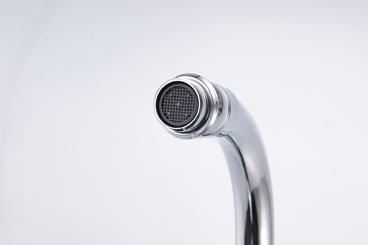 金属产品拍摄 那是30一件 拍成了腰椎间