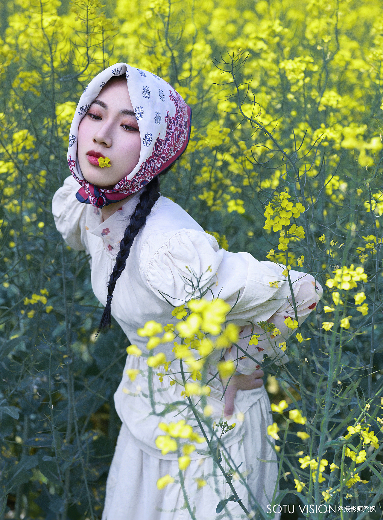 油菜花人像（图ZMjk5NDYxMTky） - 人像摄影 - 站酷设计师Liam梁枫原创素材 - 站酷ZCOOL