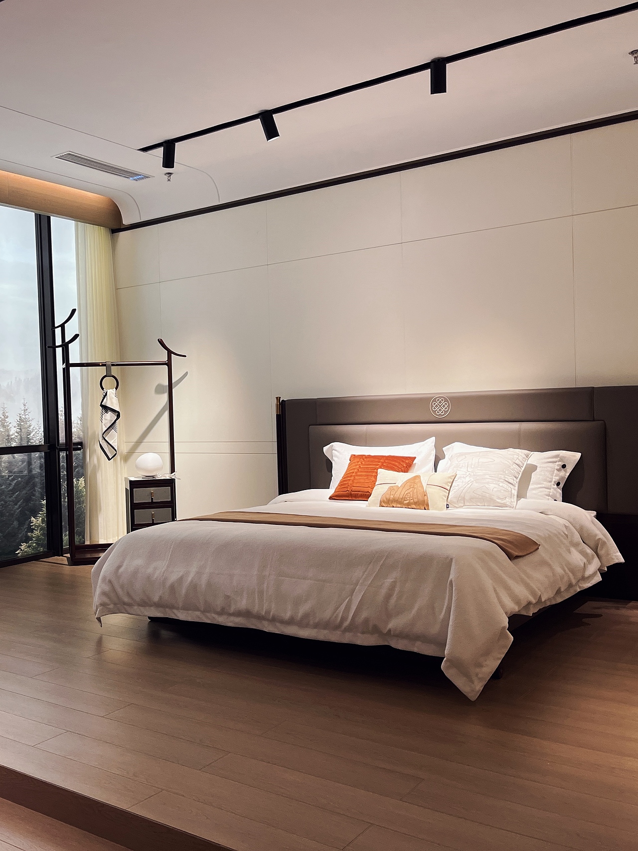 年年红家居（黑檀）模式店（图ZMzY2NDY1NzM2） - 商业空间设计 - 站酷设计师喃喃不喃原创素材 - 站酷ZCOOL