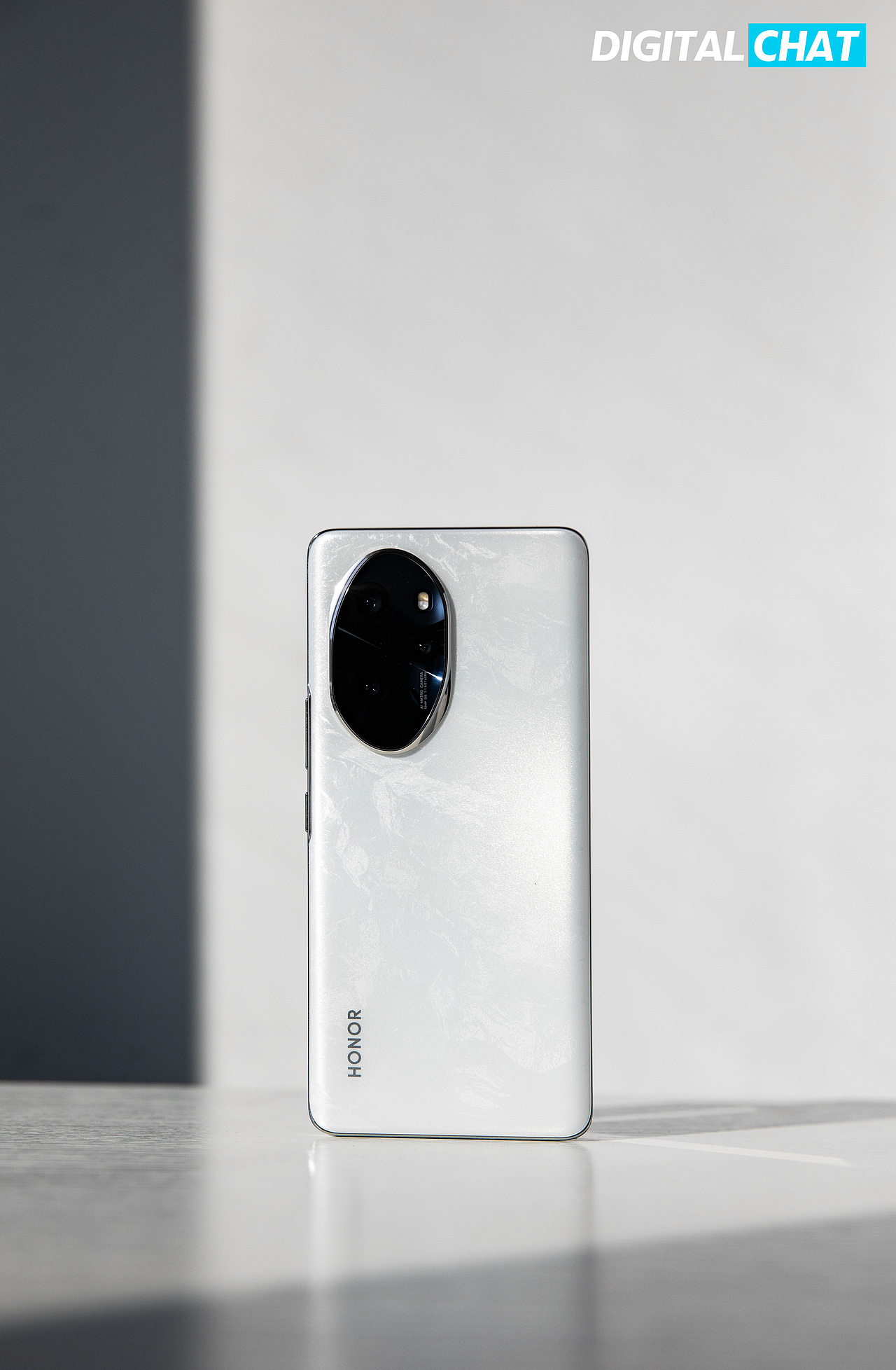 「DTCHAT」荣耀100 Pro