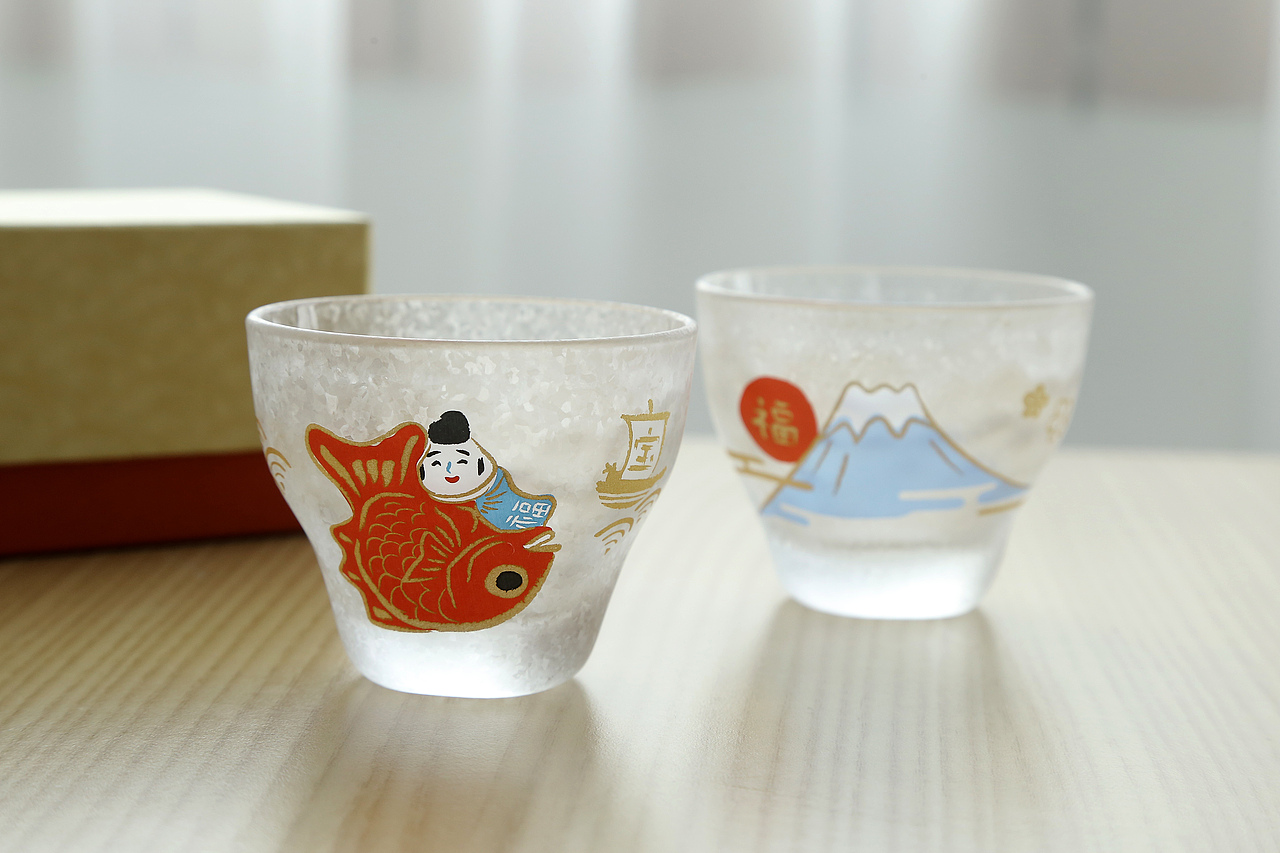 雪花纹吉祥物对杯手工玻璃杯