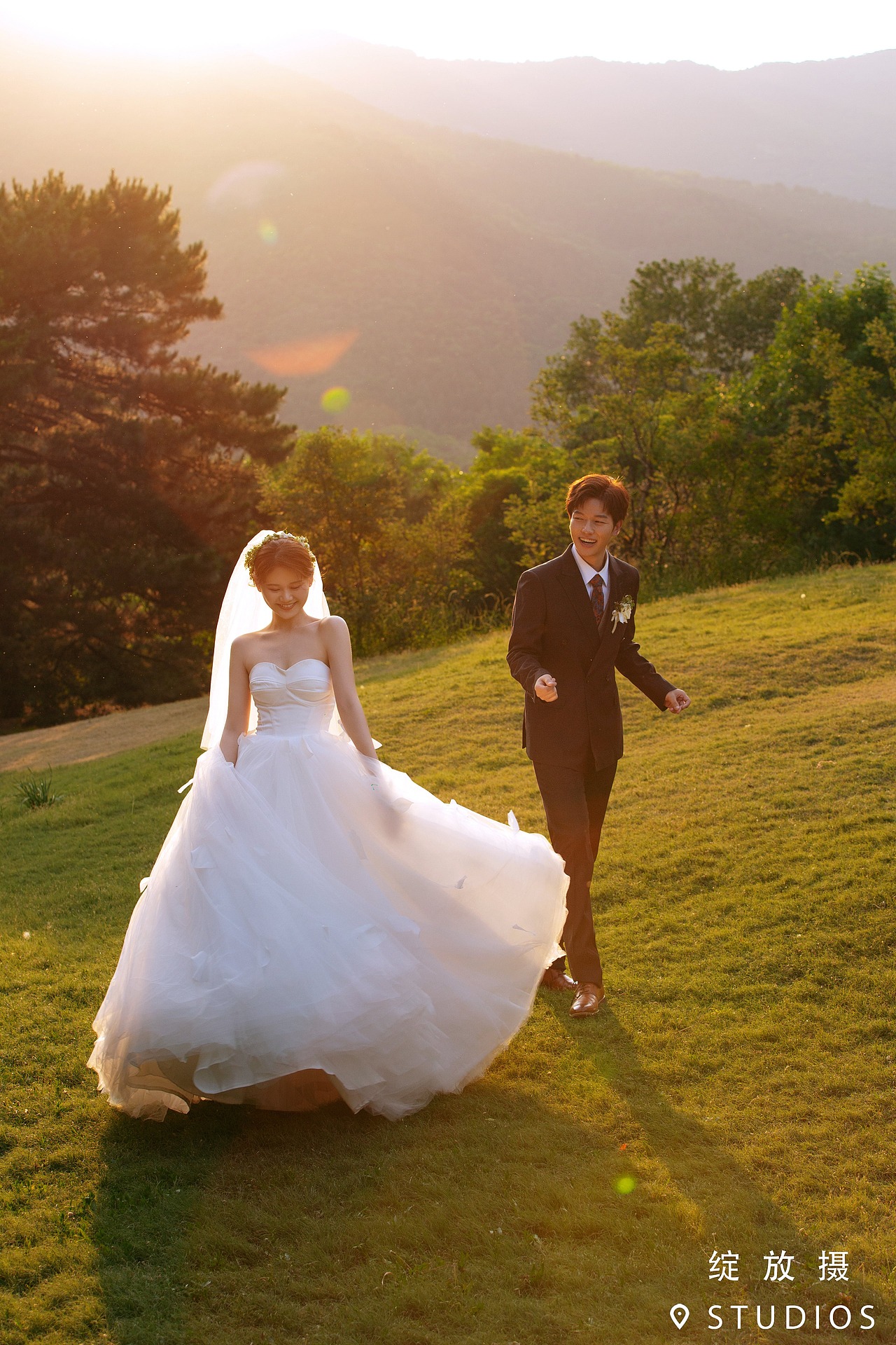 被说是甜到掉牙的草坪婚纱照 | 森系