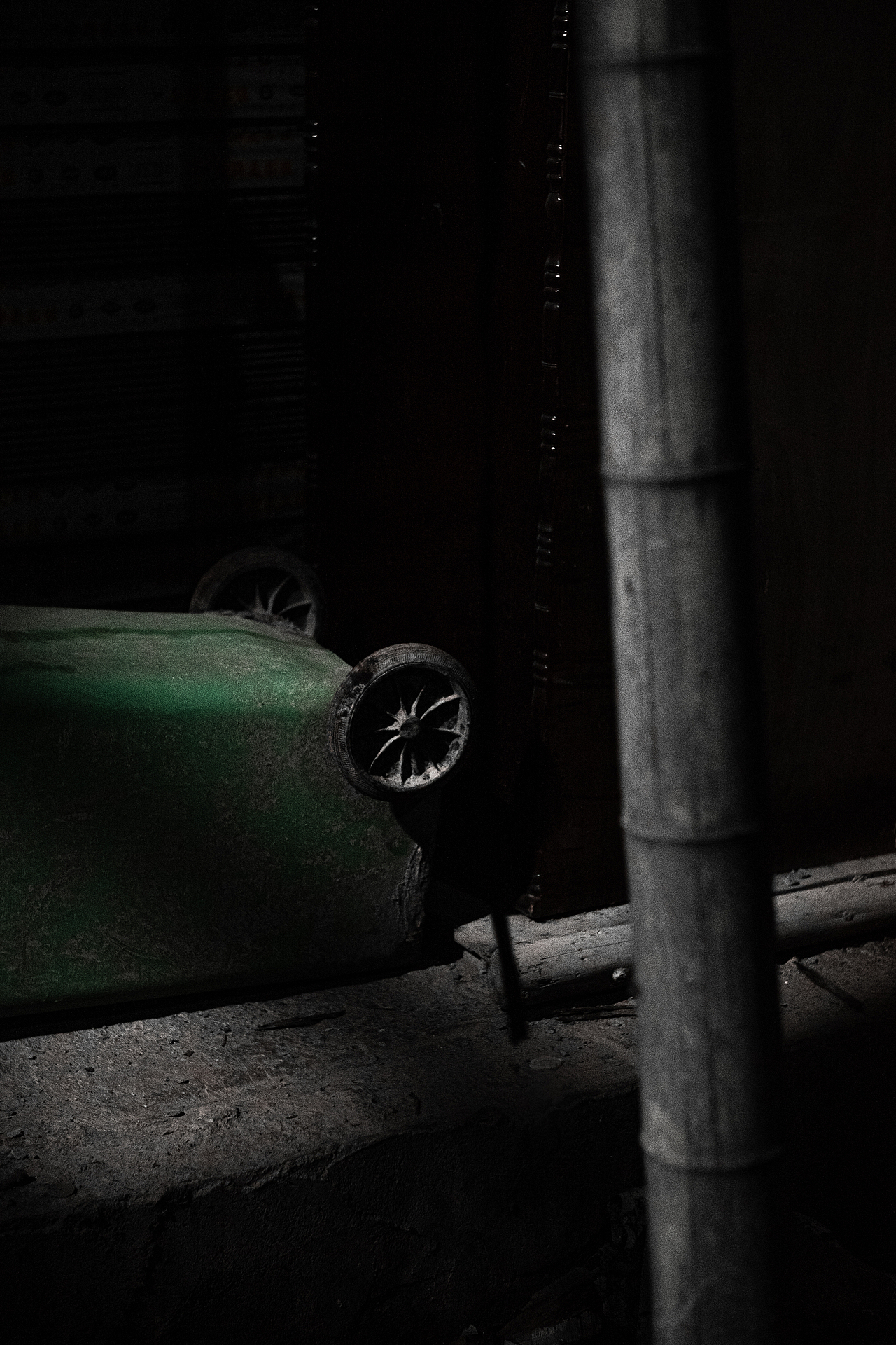 寂（图ZMzY2NTg4NDQw） - 人文/纪实摄影 - 站酷设计师微笑xy原创素材 - 站酷ZCOOL