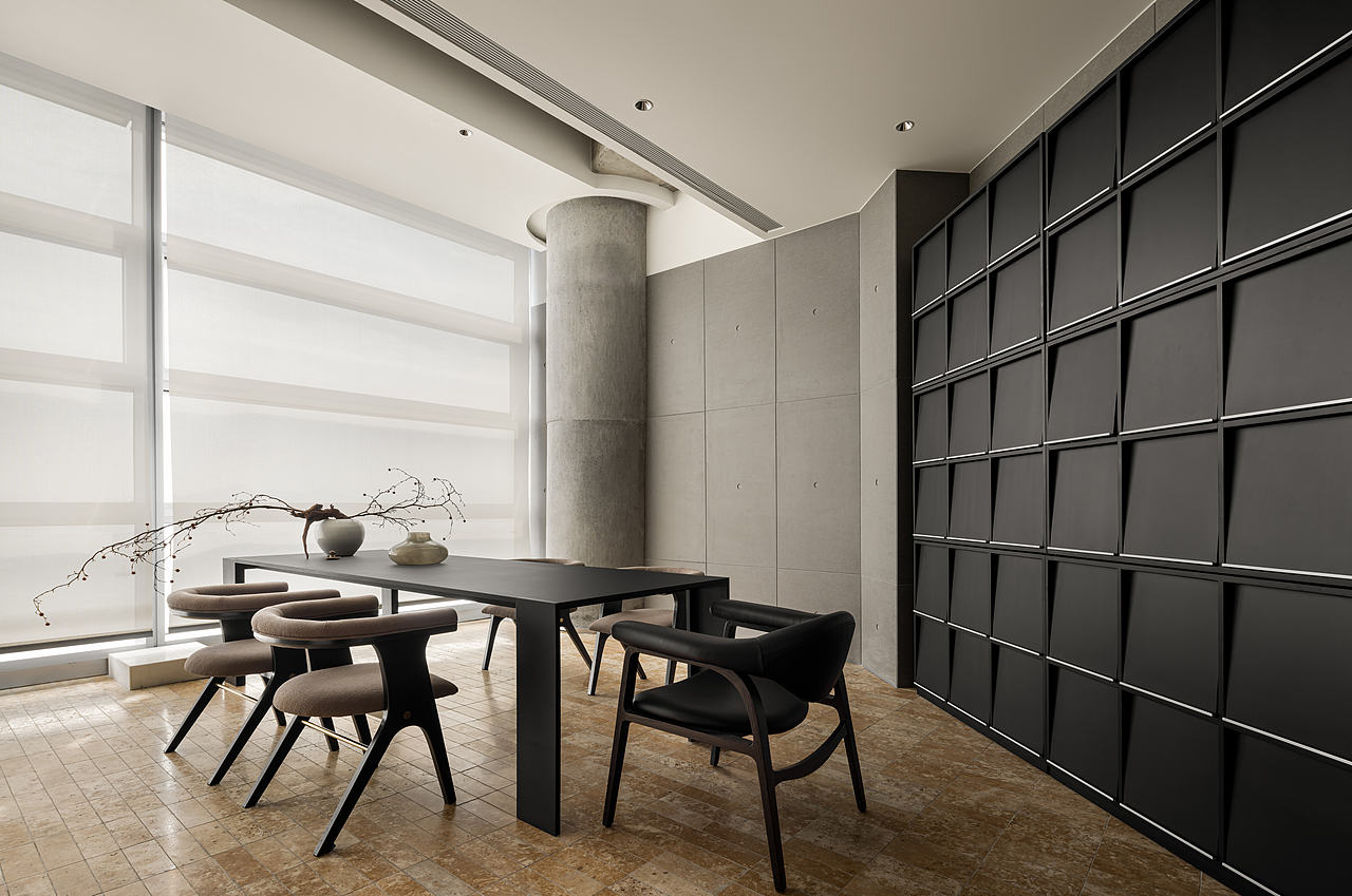 深圳WEIZHI服饰|MOOTHAN. DESIGN