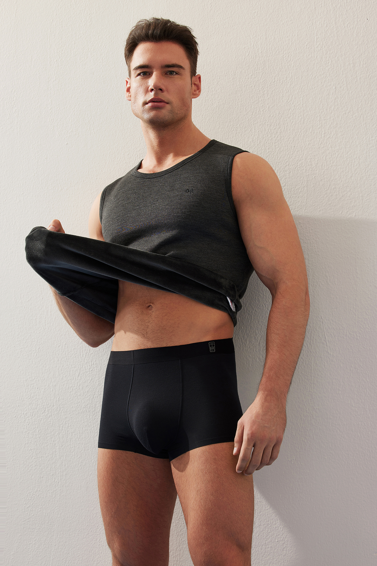 阳光质感的商务保暖内衣拍摄