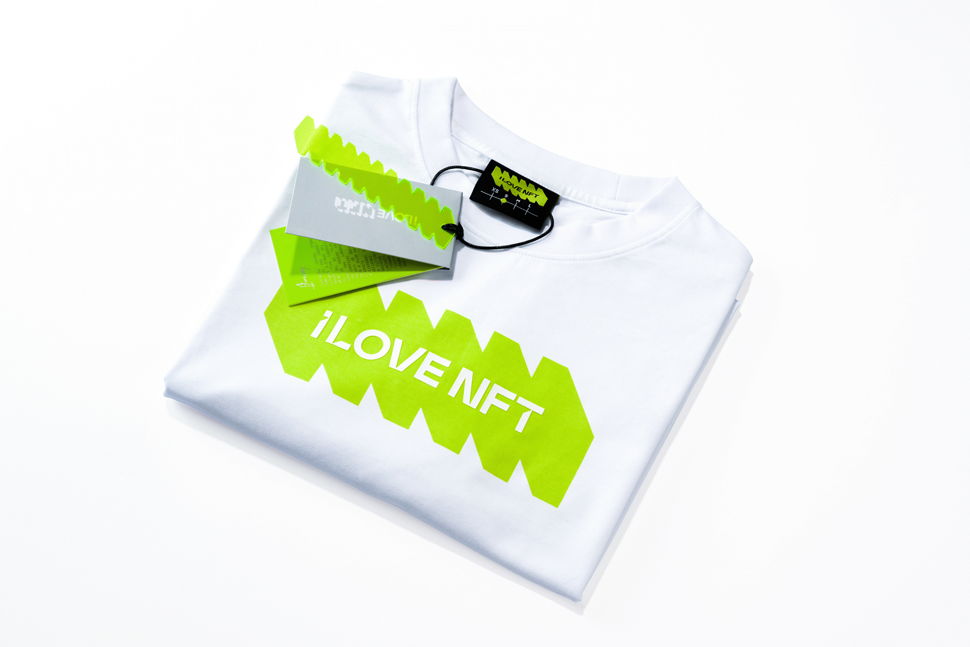 iLOVENFT：潮流文化平台品牌形象系统设计