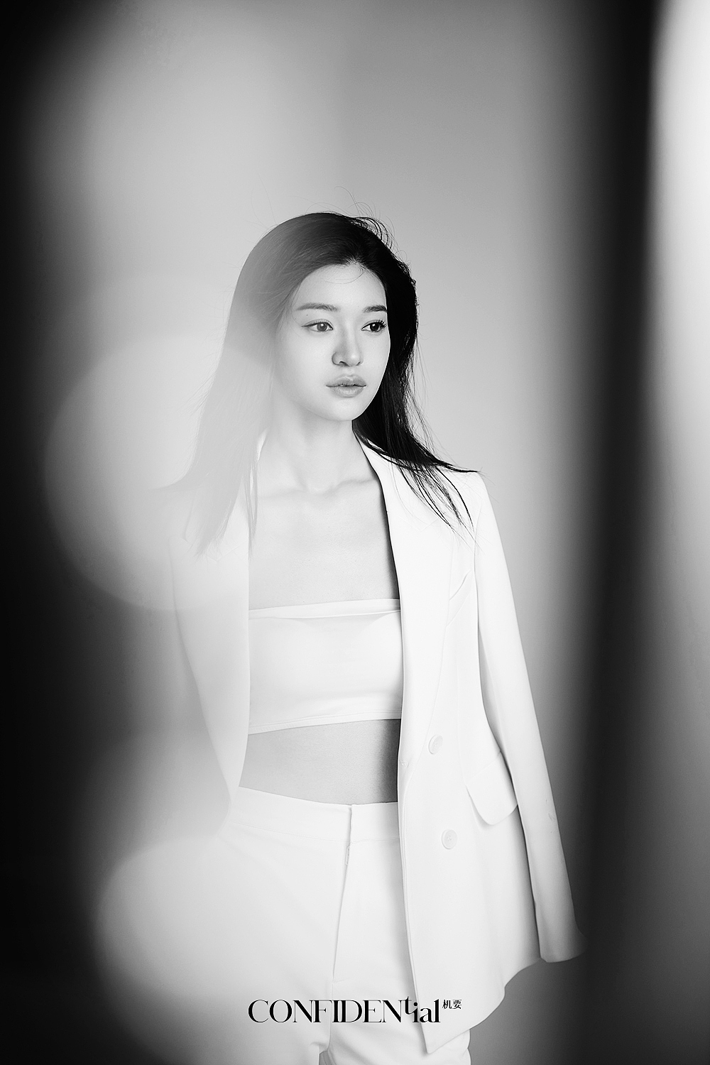 邹晓 X CONFIDENTial机要 X 唐唐（图ZMzQ1NzcxMTIw） - 人像摄影 - 站酷设计师摄影师邹晓原创素材 - 站酷ZCOOL