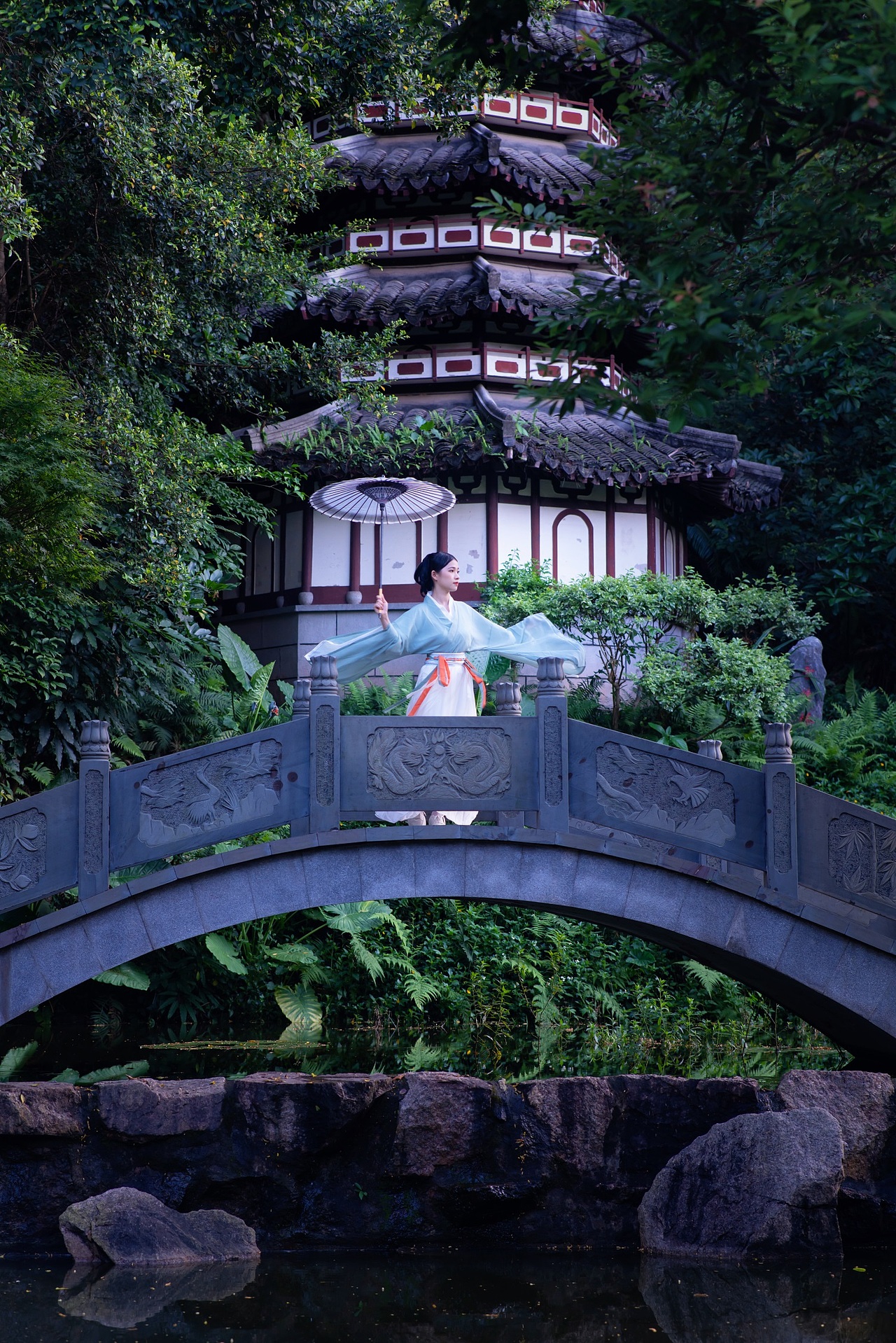 深圳园博园汉服小姐姐