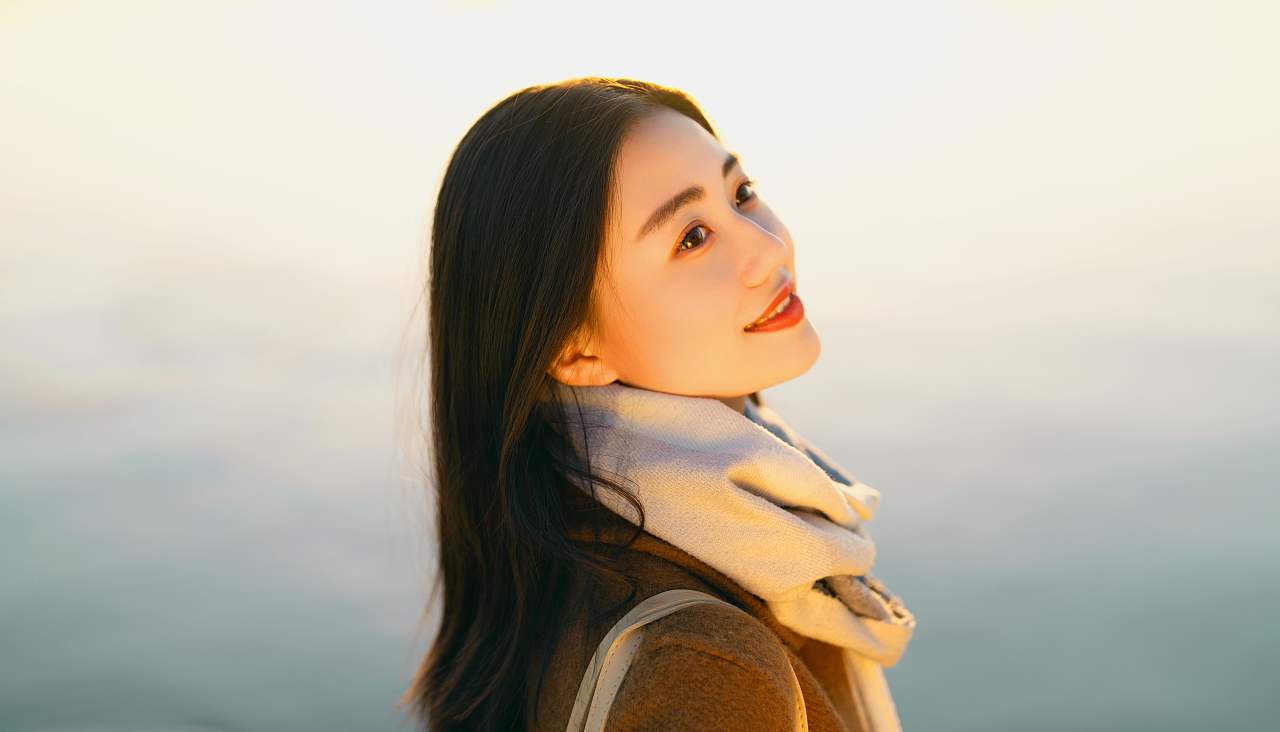 冬日小镇（图ZMzU4MDE0MDQ0） - 人像摄影 - 站酷设计师摄影shi王坤原创素材 - 站酷ZCOOL