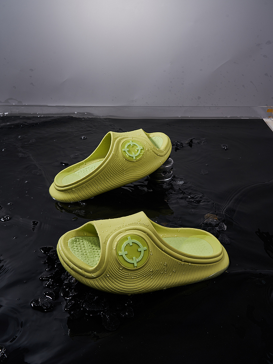 天际拖鞋水池拍摄（图ZMzQyMTI2OTMy） - 产品摄影 - 站酷设计师一个散漫的人原创素材 - 站酷ZCOOL