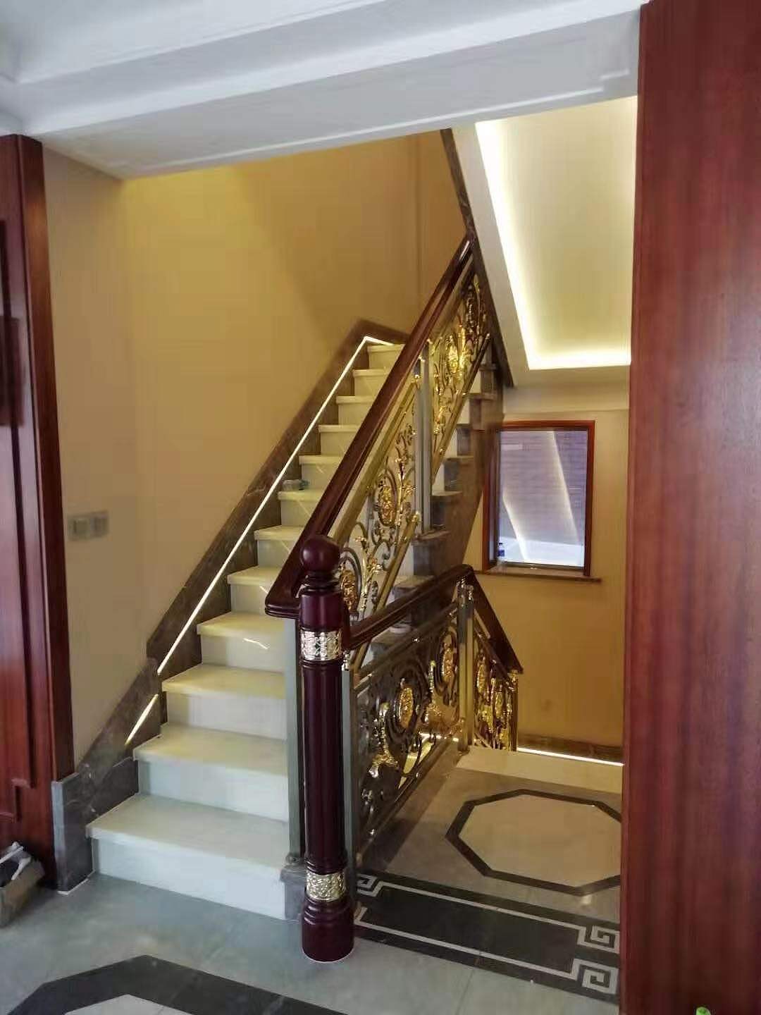 内蒙包头欧式楼梯纯铜雕花扶手