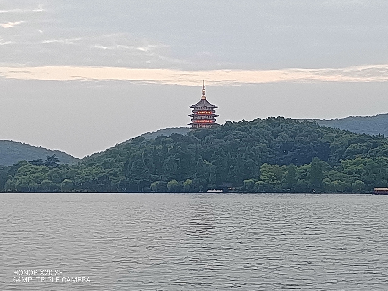 游杭州-“醉”美西湖（图ZMzcwODY4Njg0） - 风光摄影 - 站酷设计师设计咖咖将原创素材 - 站酷ZCOOL