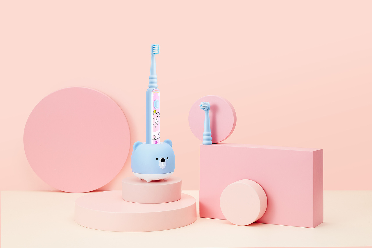 貝醫(yī)生兒童電動(dòng)牙刷（圖ZMzMyODY0NTAw） - 產(chǎn)品攝影 - 站酷設(shè)計(jì)師銳色攝影原創(chuàng)素材 - 站酷ZCOOL
