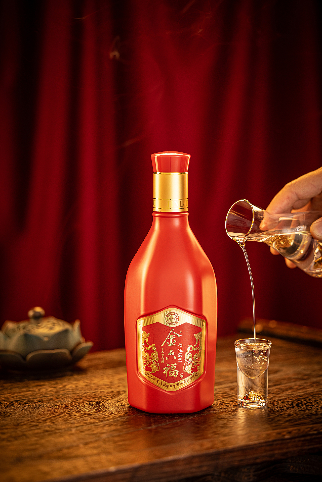 白酒拍摄-产品摄影-金六福-福运满堂（图ZMzYyMzc5NTk2） - 产品摄影 - 站酷设计师叁羽映画原创素材 - 站酷ZCOOL