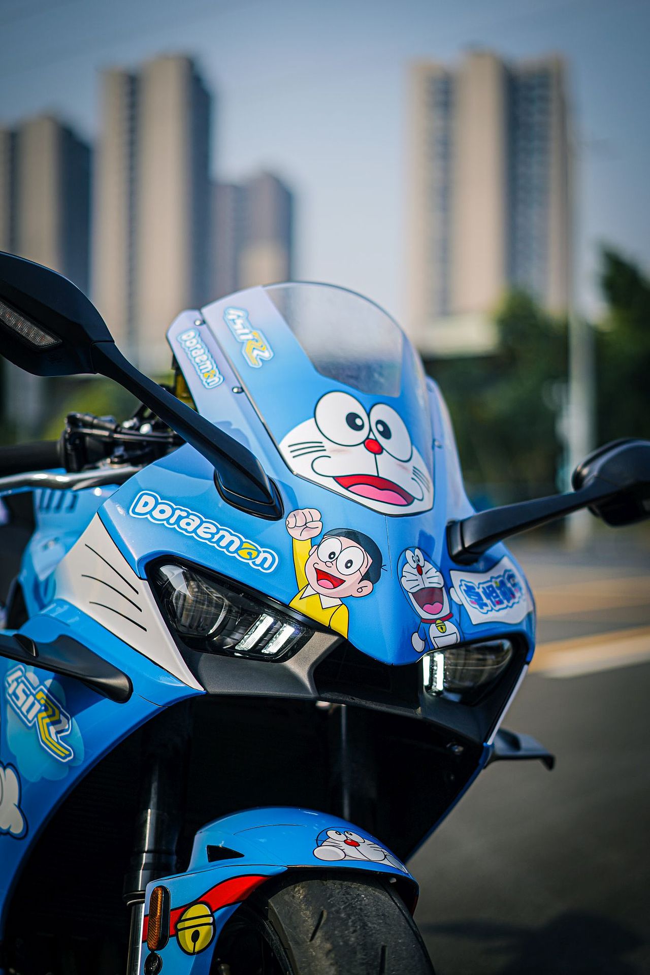 凯越机车450RR哆啦A梦定制涂装案例分享