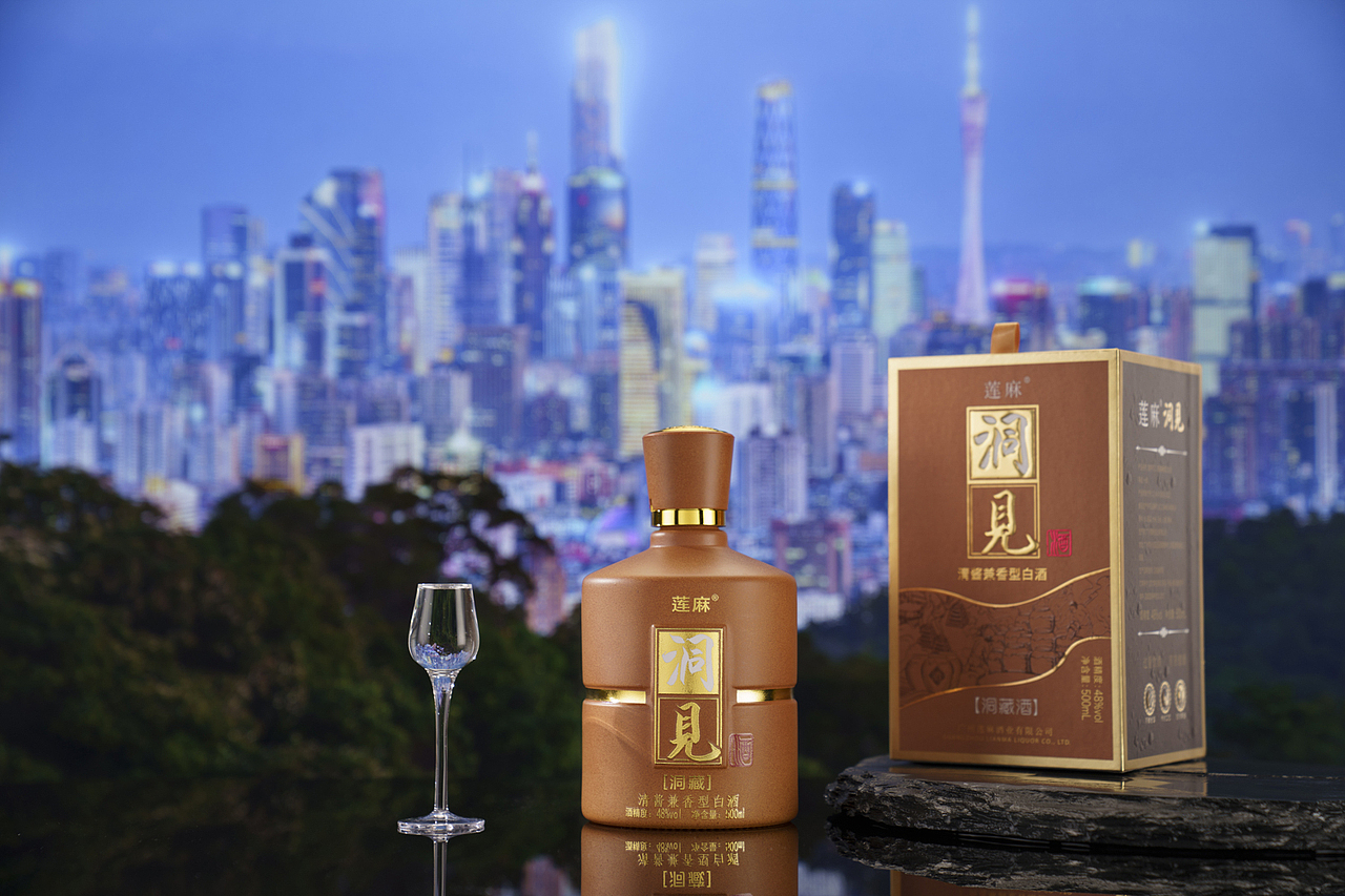 白酒拍摄案例——清酱兼香型白酒【洞见】拍摄案例分享