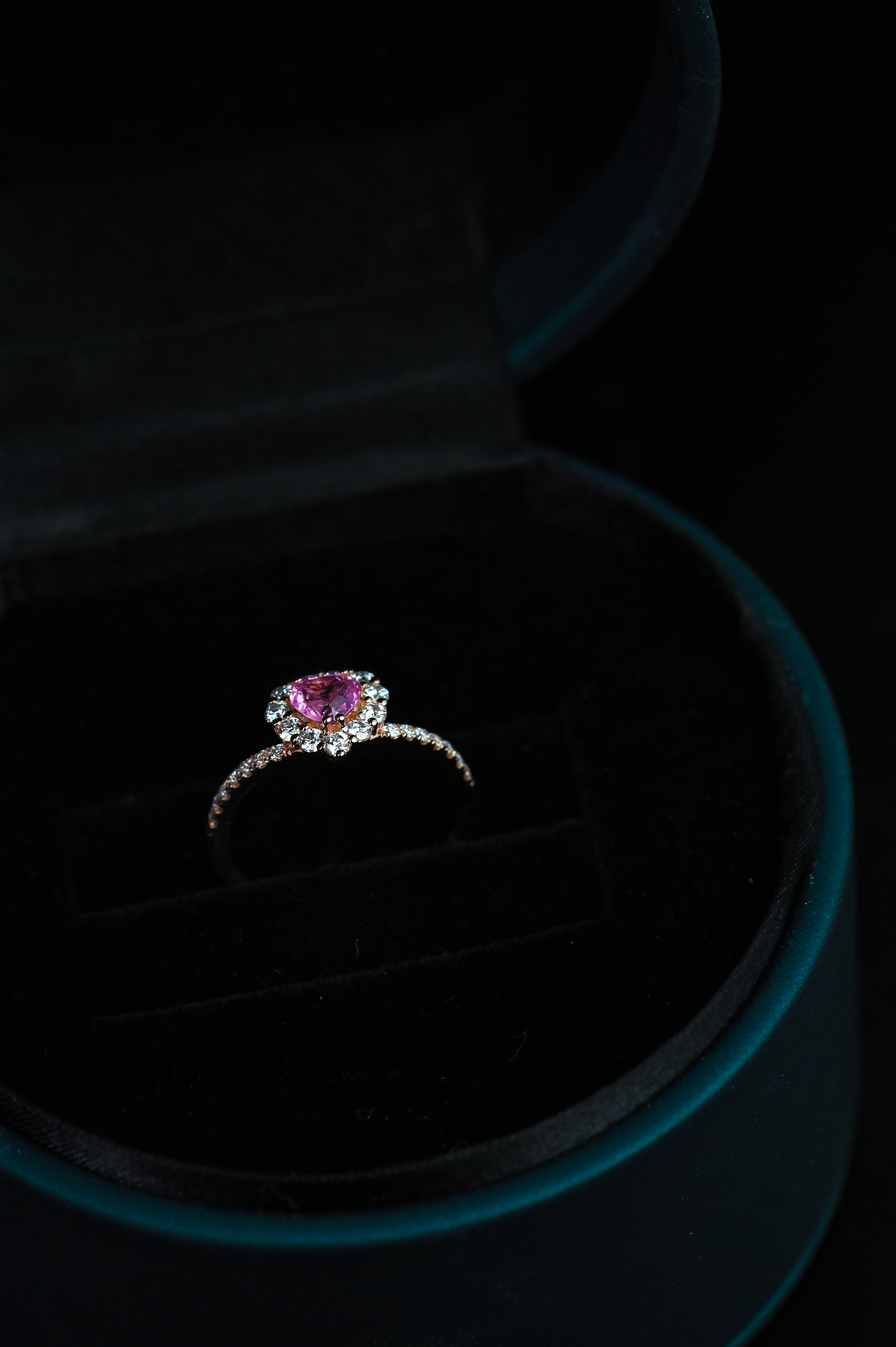 定制款珠宝粉水晶戒指-2款产品实拍图