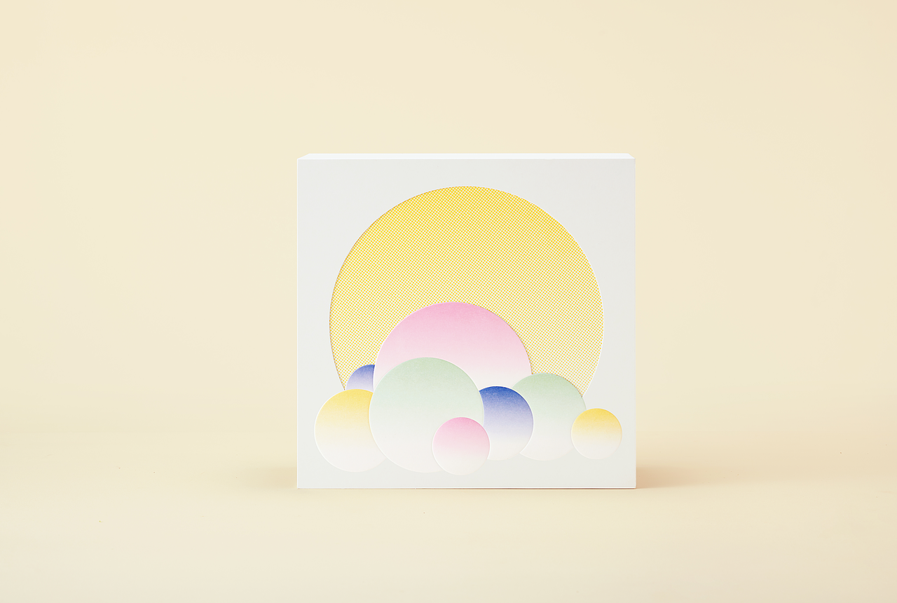 「2022超级月亮」会发光的中秋茶礼（图ZMzEyMDIzMDky） - 包装 - 站酷设计师山田土原创素材 - 站酷ZCOOL