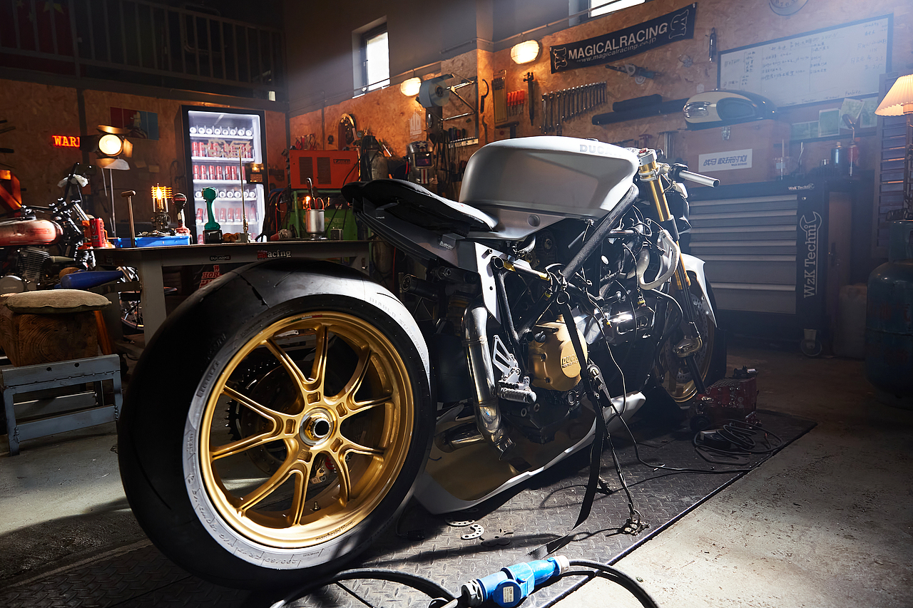 战马｜DUCATI（图ZMzQ5Mjg3NTQ0） - 环境/建筑摄影 - 站酷设计师huhanfeng原创素材 - 站酷ZCOOL