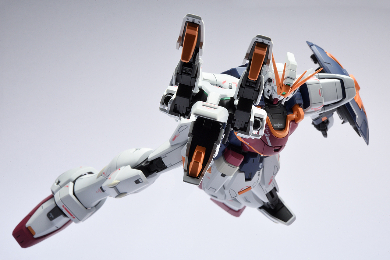 mg獠牙装备神龙高达