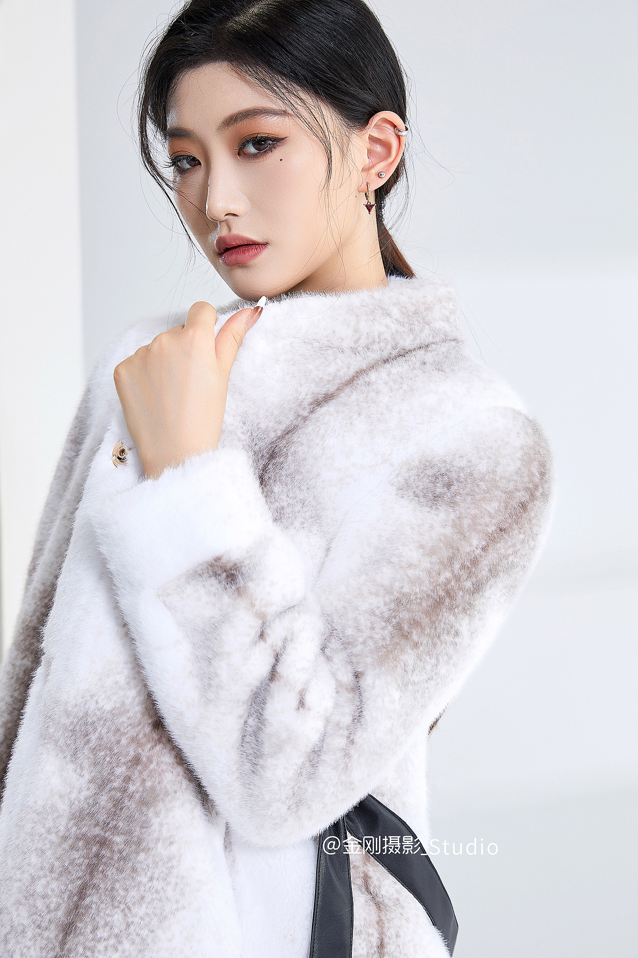 #金刚摄影# 皮草拍摄可约
