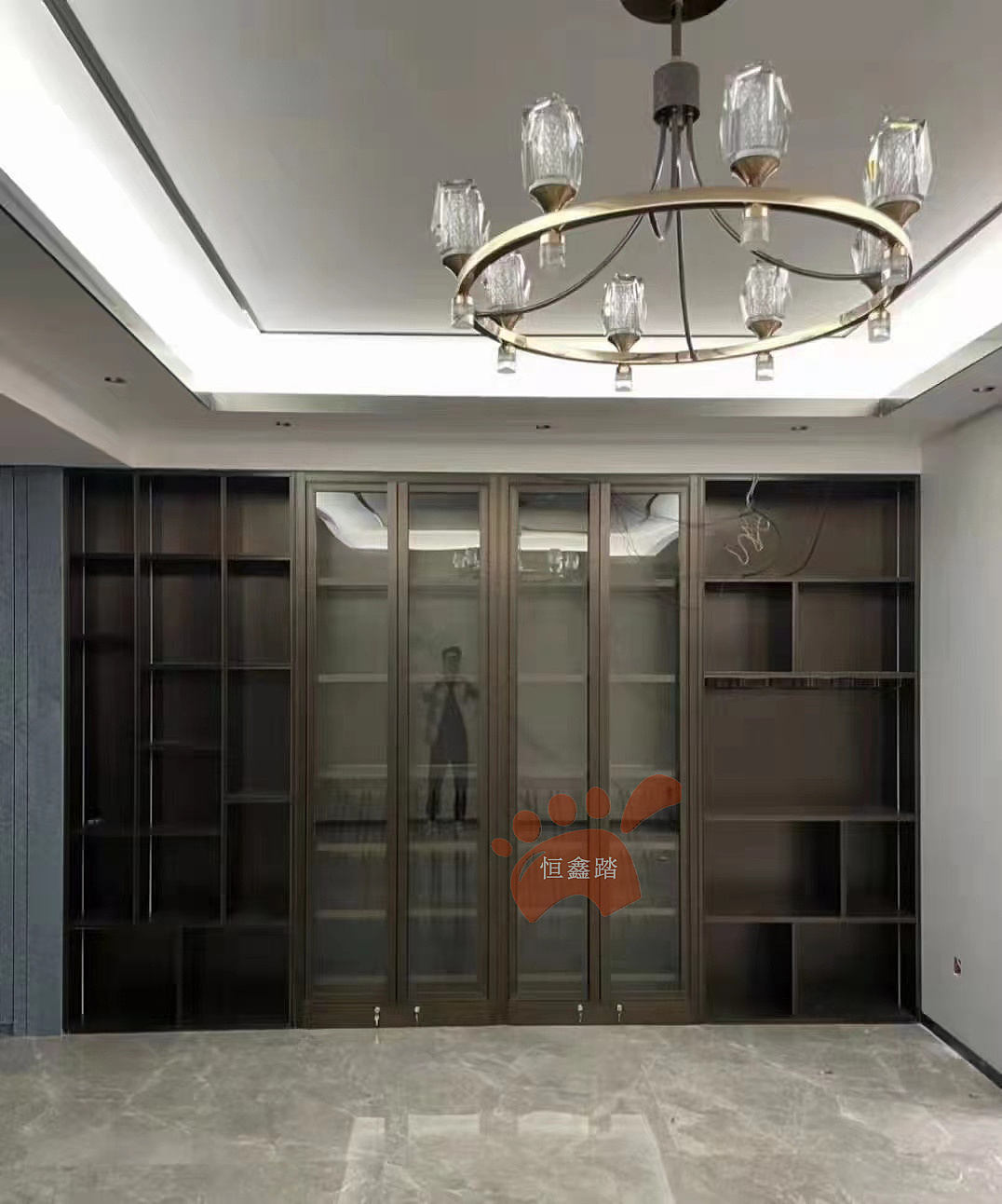 现代创意不锈钢壁龛 仿古铜不锈钢壁龛柜子安装效果