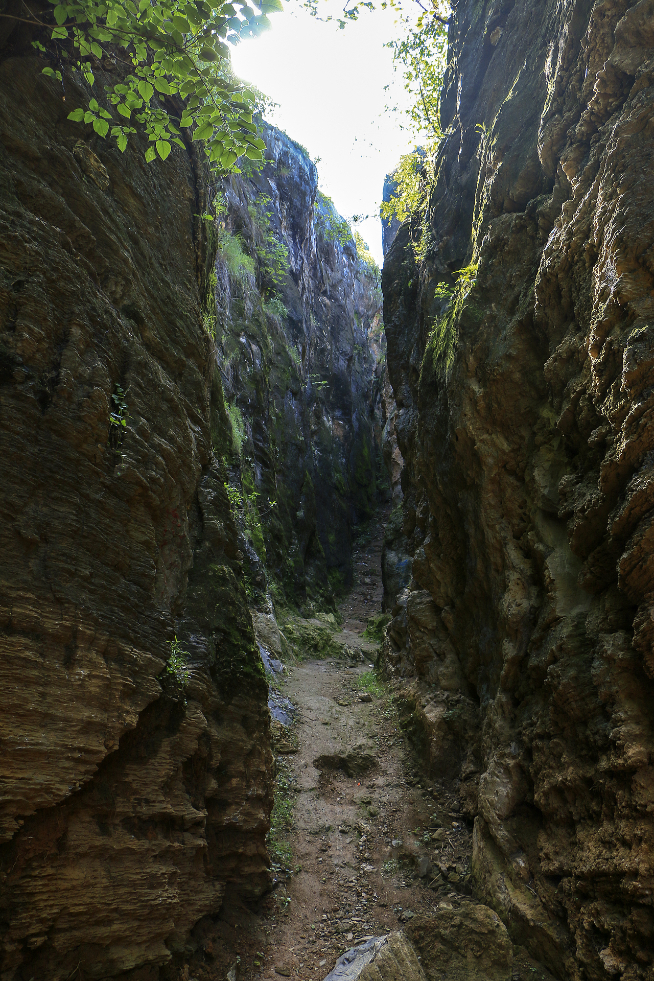徐州银山大裂谷
