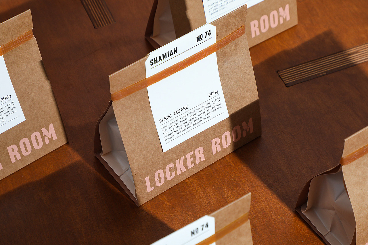 LOCKERROOM ARTISAN CANNELÉ&COFFEE VISUAL IDENTITY