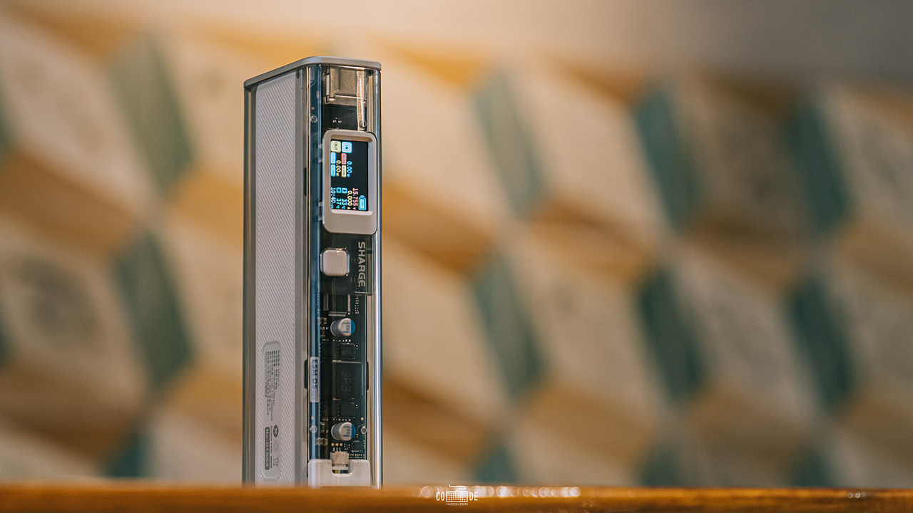 产品 | SHARGE 130W 超级移动电源银翼探索版开箱拍