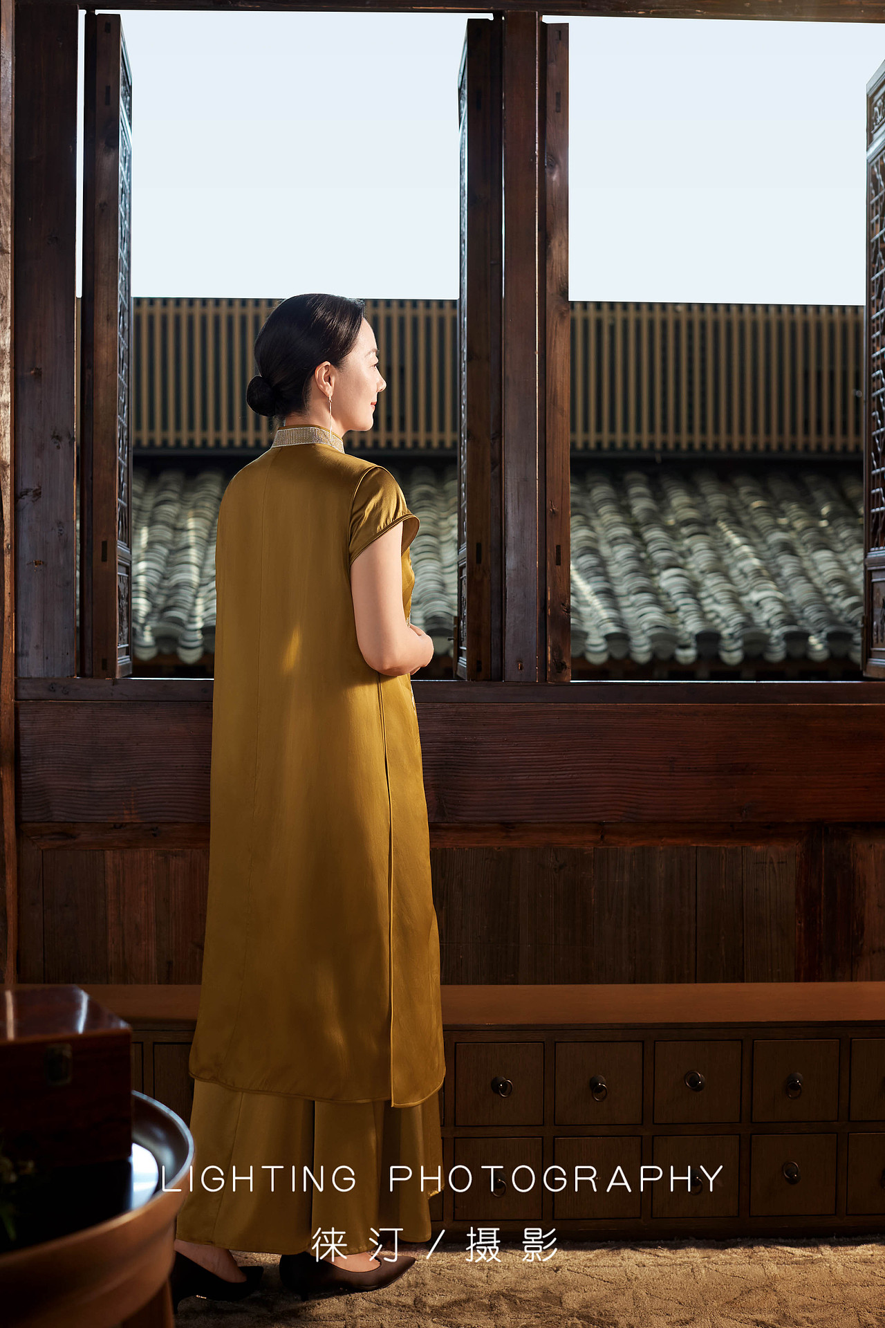 中国风女装摄影，古风，中秋形象片拍摄，新中式女装（图ZMzYyMjU3MTk2） - 产品摄影 - 站酷设计师徕汀服装摄影原创素材 - 站酷ZCOOL