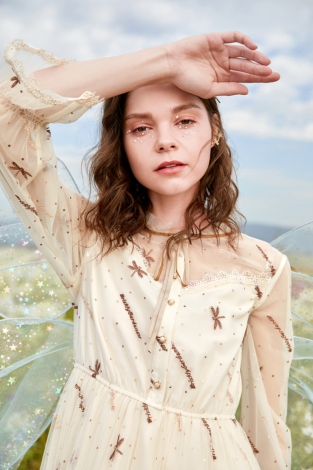 香影 花园精灵主题女装摄影 乐趣文化 #创作加油站#（图ZMzEyNzUwNDIw） - 产品摄影 - 站酷设计师乐趣视觉营销原创素材 - 站酷ZCOOL