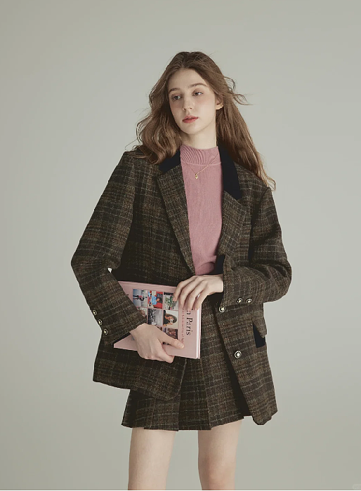 外国模特 服装女模 成衣拍摄女模 潮牌女外模 潮牌服装（图ZMzYxOTg1Mjcy） - 人像摄影 - 站酷设计师星辰模特经纪原创素材 - 站酷ZCOOL